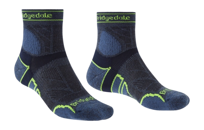 Socks Bridgedale Unisex Trail Run Lightweight T2 Merino Sport 3/4  Crew Blue