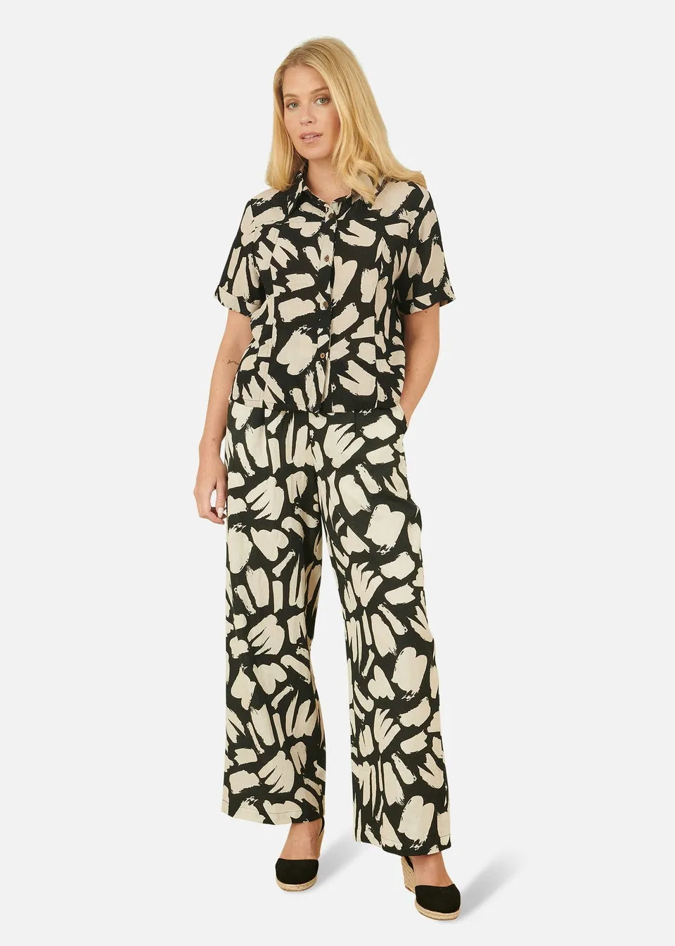 Yumi Black Cotton Splash Print Relaxed Fit Trousers