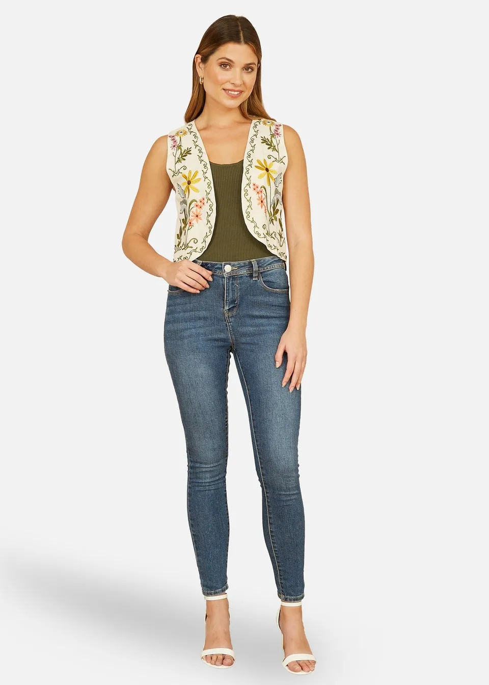 Yumi White Floral Embroidered Cotton Waist Coat