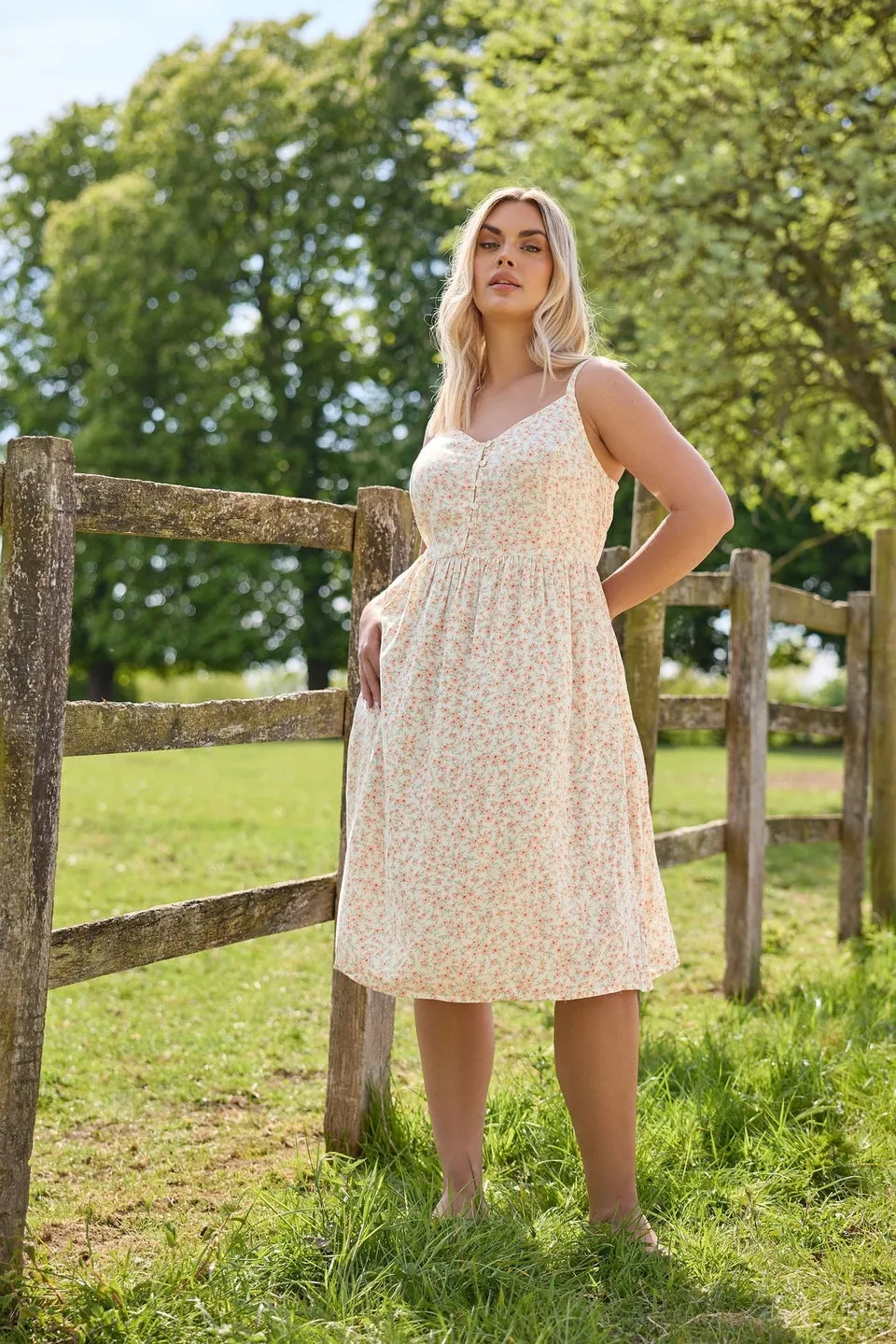 Yours Curve White Ditsy Floral Print Strappy Sundress