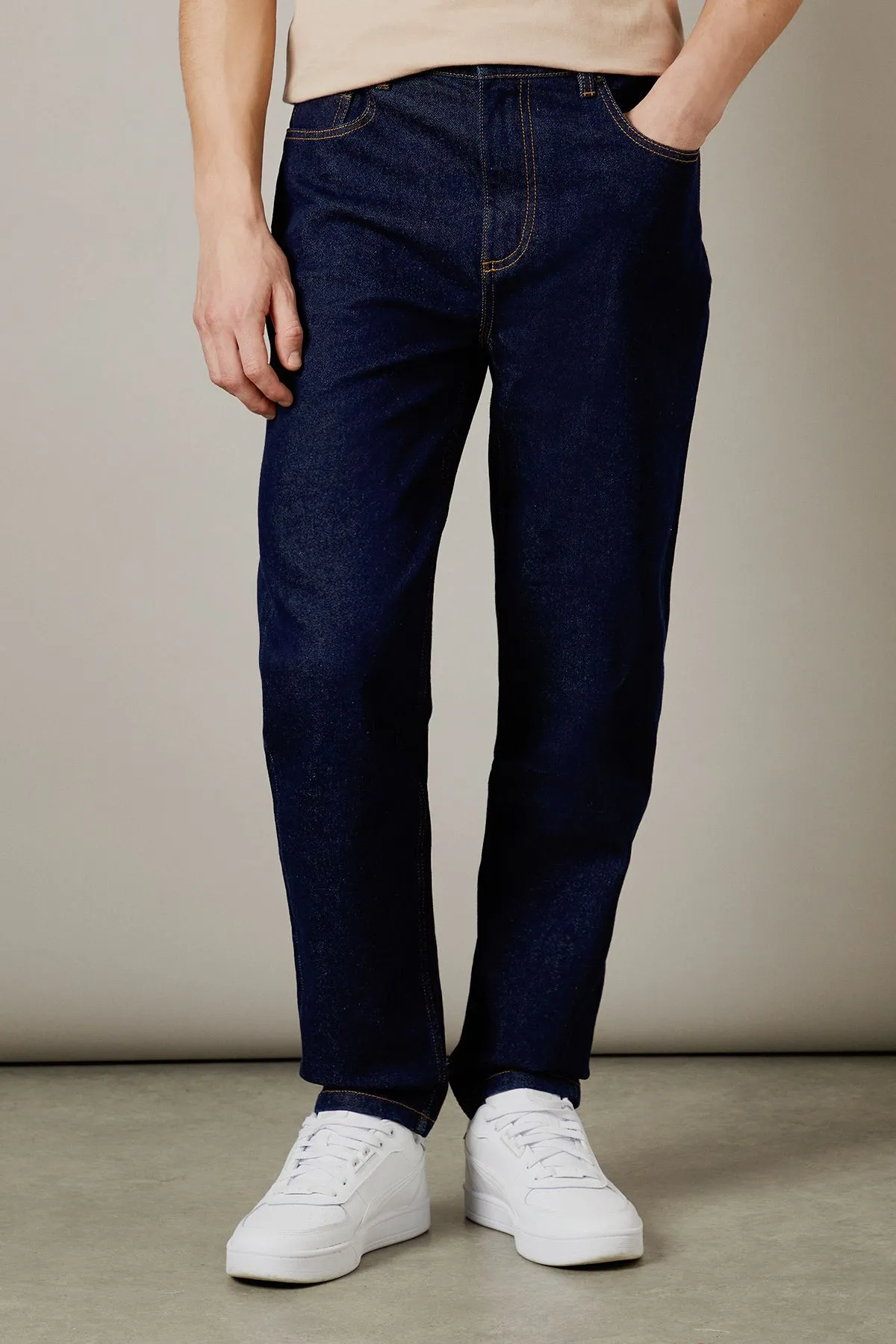 Rinse Wash Stretch Tapered Fit Jeans