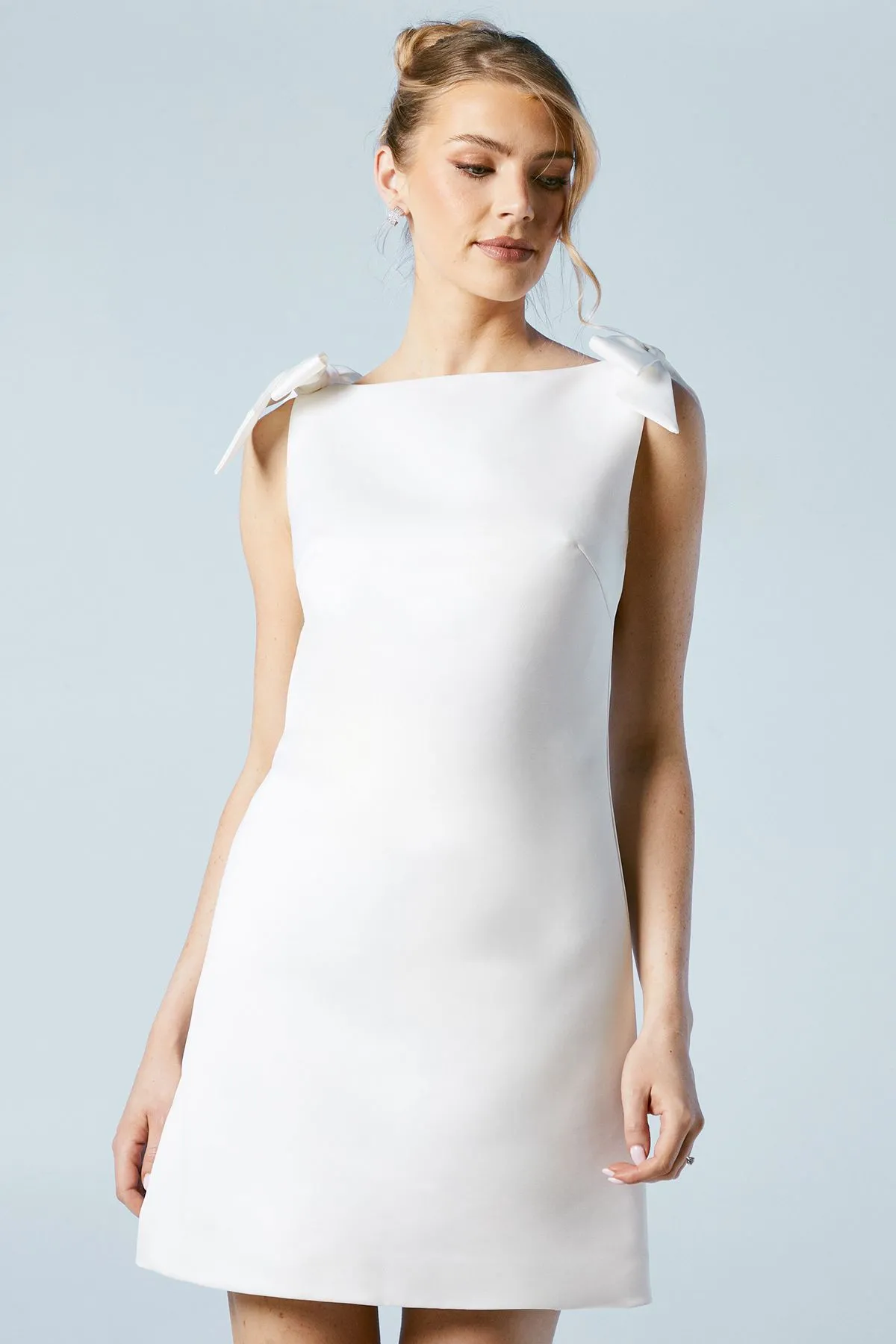 Structured Satin Bow Detail Bridal Mini Dress