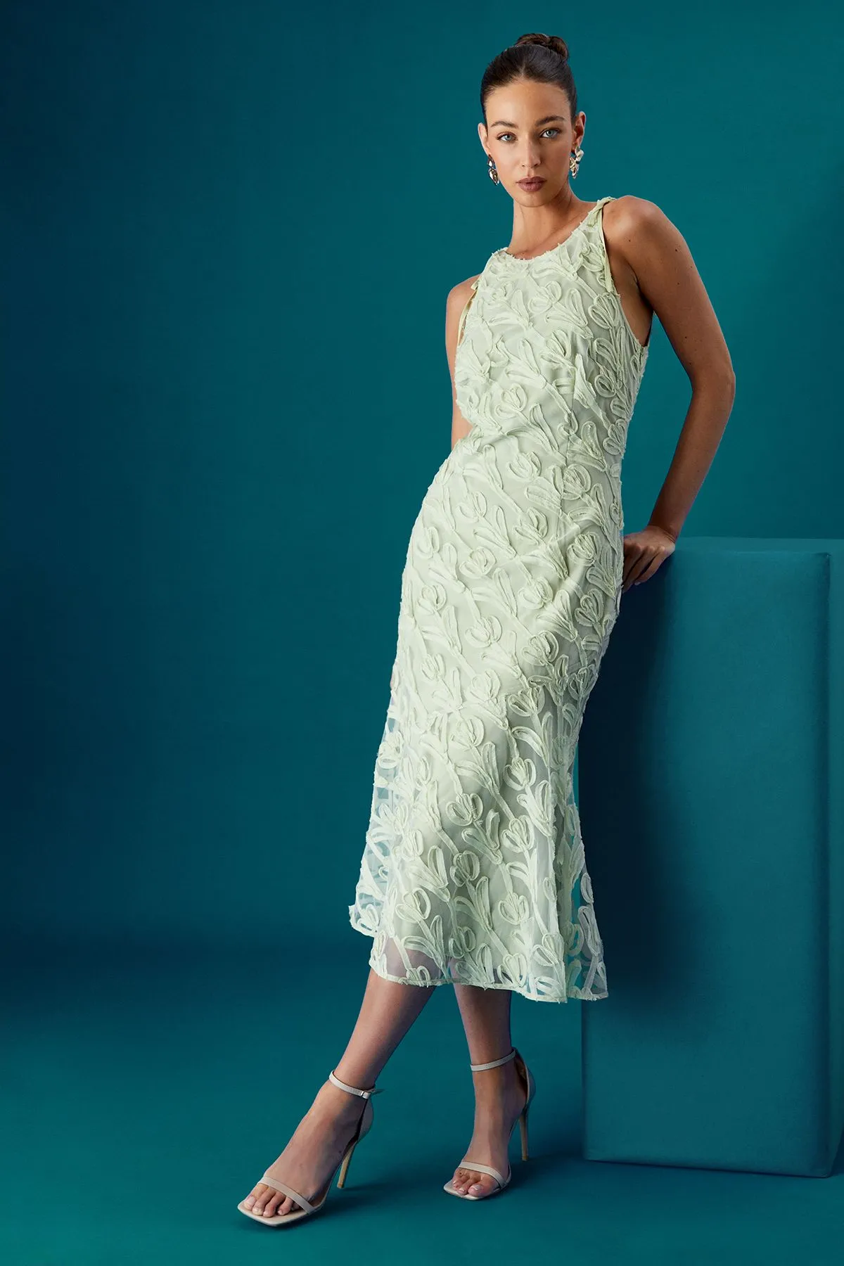 Coast Muse Textured Sleeveless Midi Dress