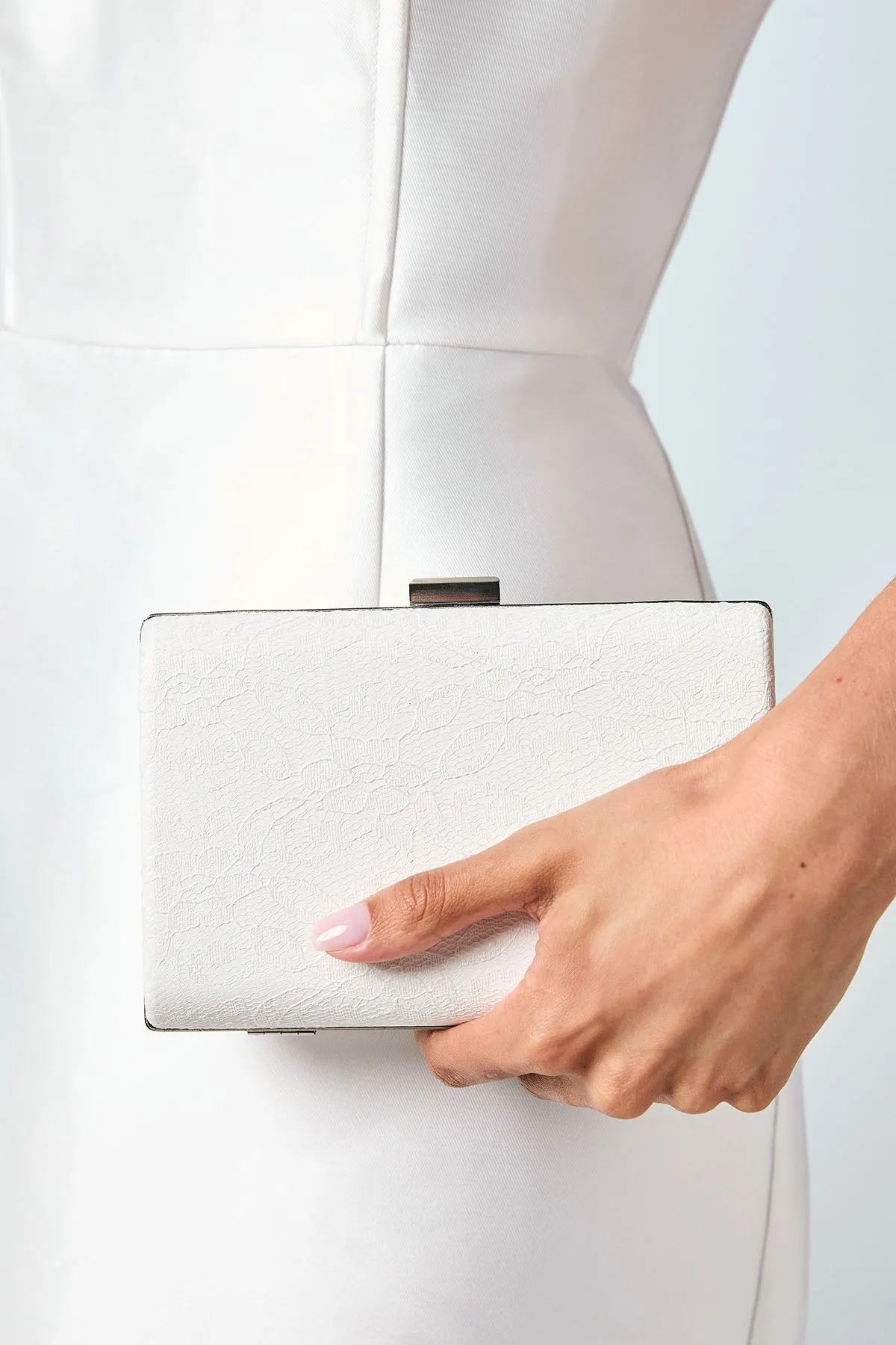 Bridal Aloe Lace Detail Hard Clutch Bag