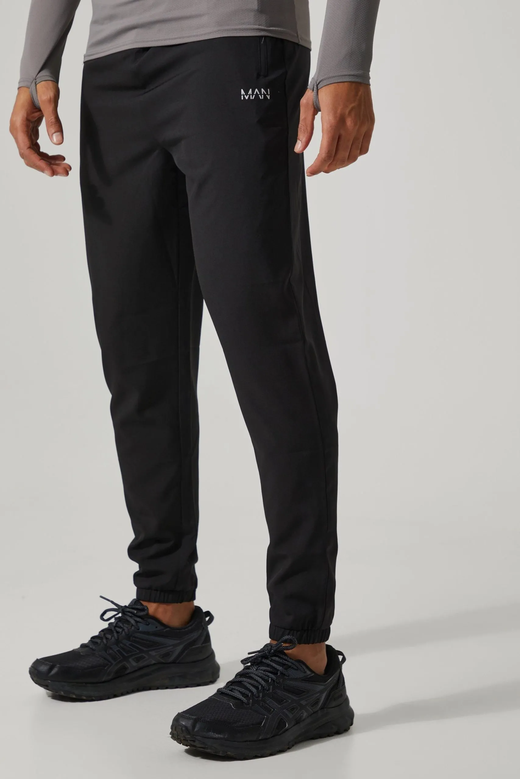 Man Active Gym Tapered Jogger