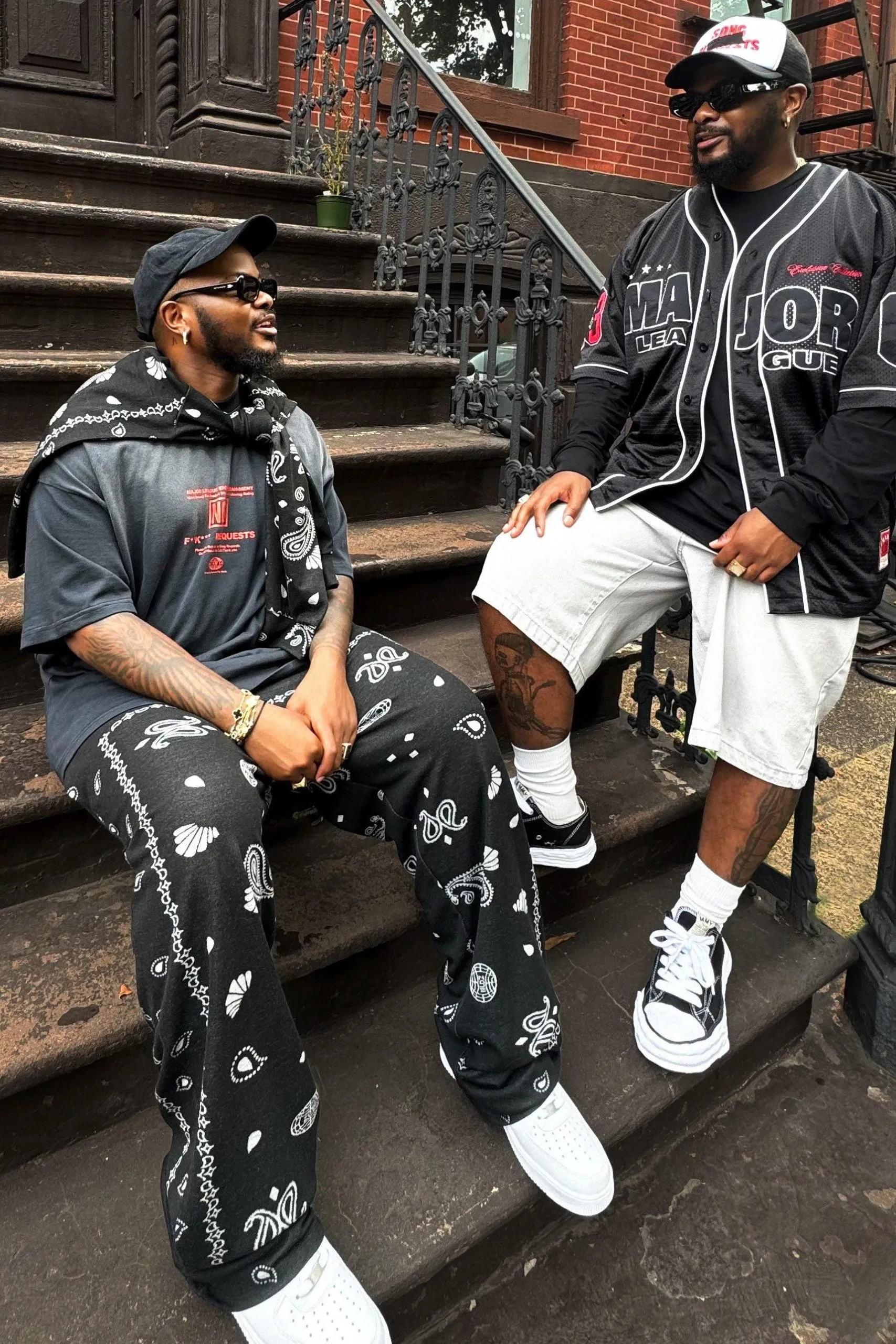 Relaxed Paisley Jacquard Split Hem Jogger