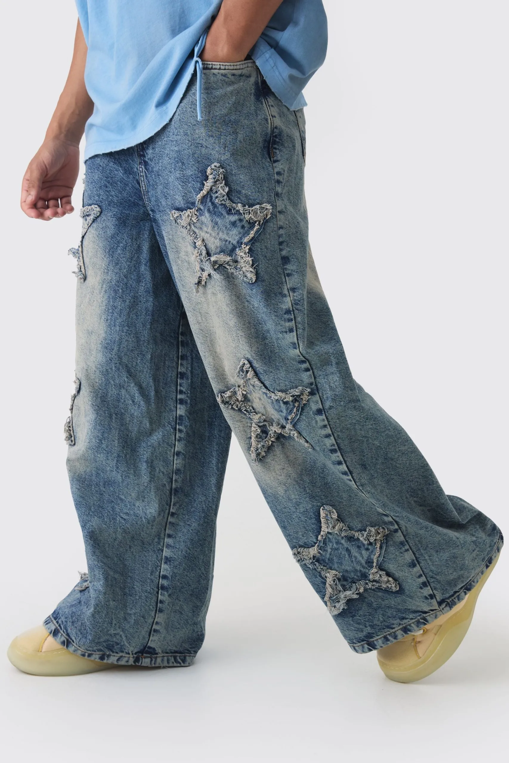 Wide Leg Rigid Star Distressed Applique Jeans