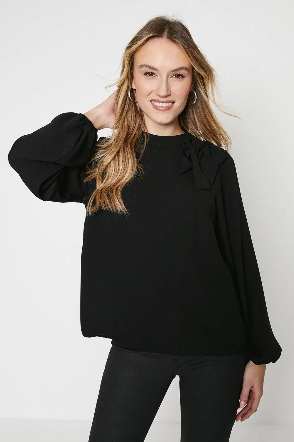 Tie Neck Long Sleeve Blouse