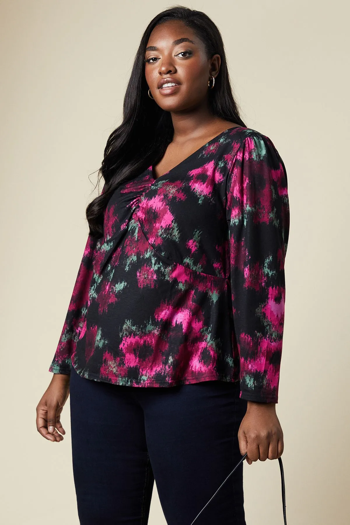 Curve Ruched Front Long Sleeve Top