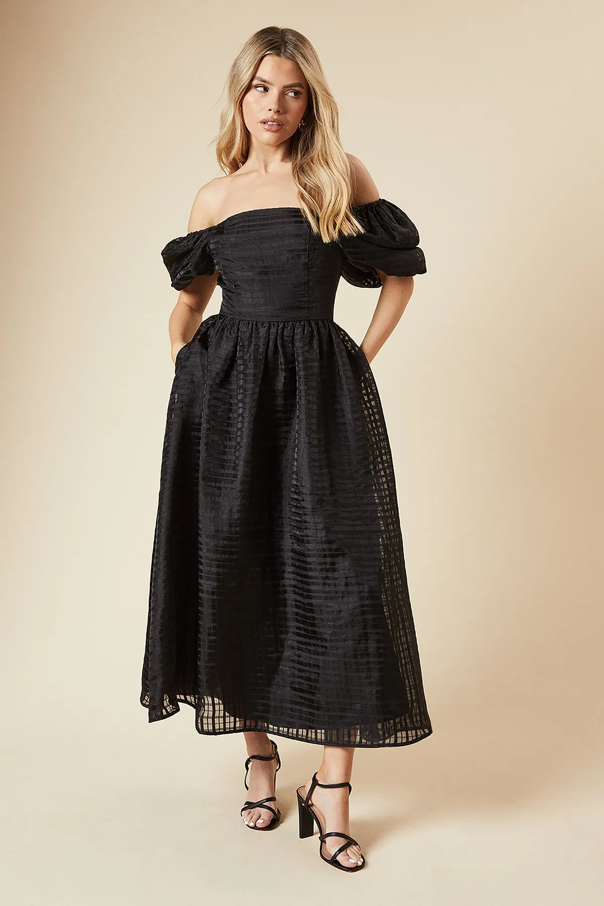 DP Luxe Seersucker Square Neck Midi Dress