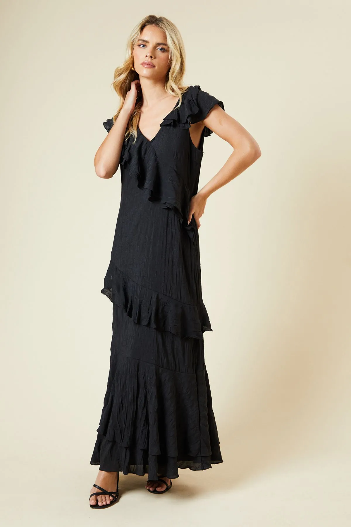 Petite DP Luxe Textured Sleeveless Ruffle Midi Dress