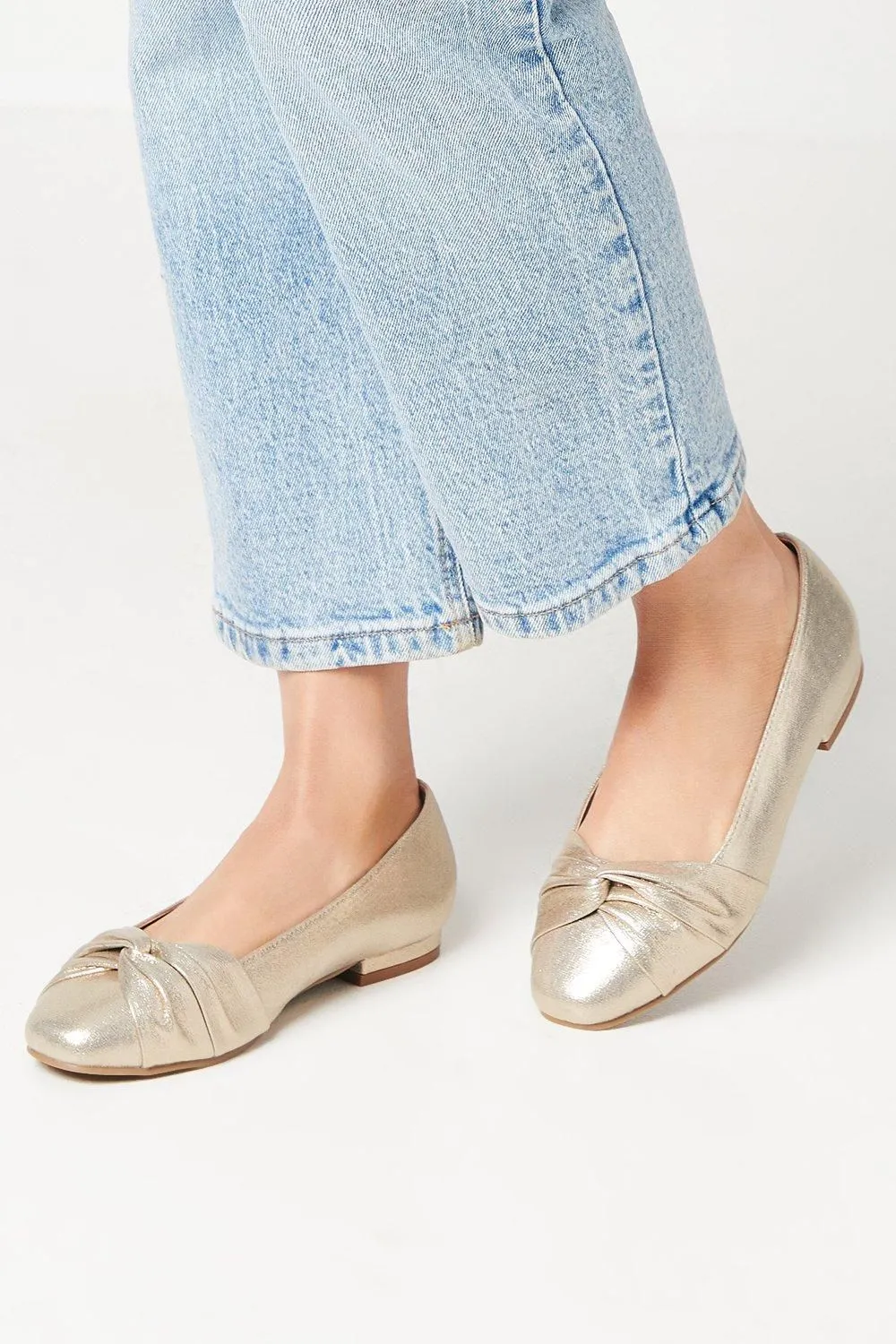 Petunia Wide Fit Twist Knot Front Soft Sqaure Toe Flat Shoes