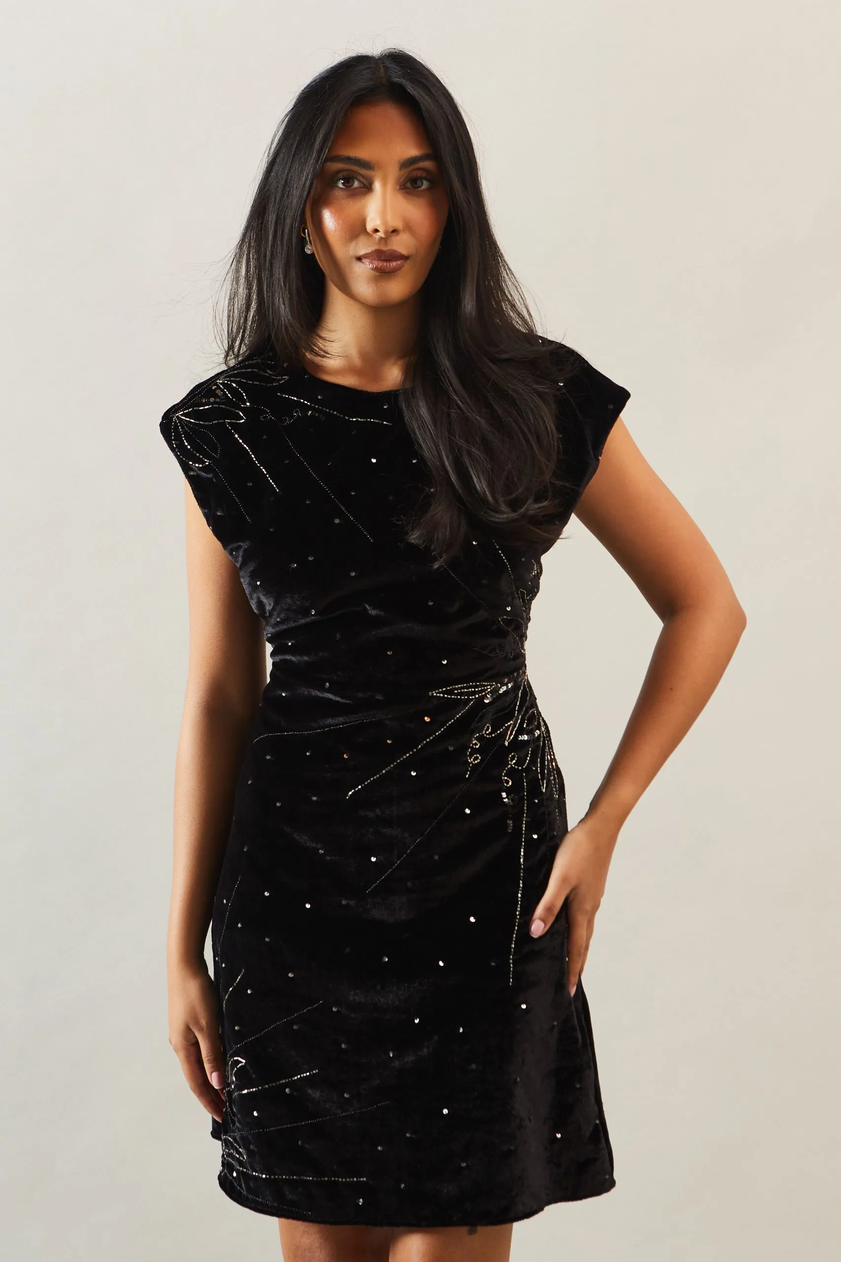 Petite Occasion Velvet Embellished Sequin Shift Dress