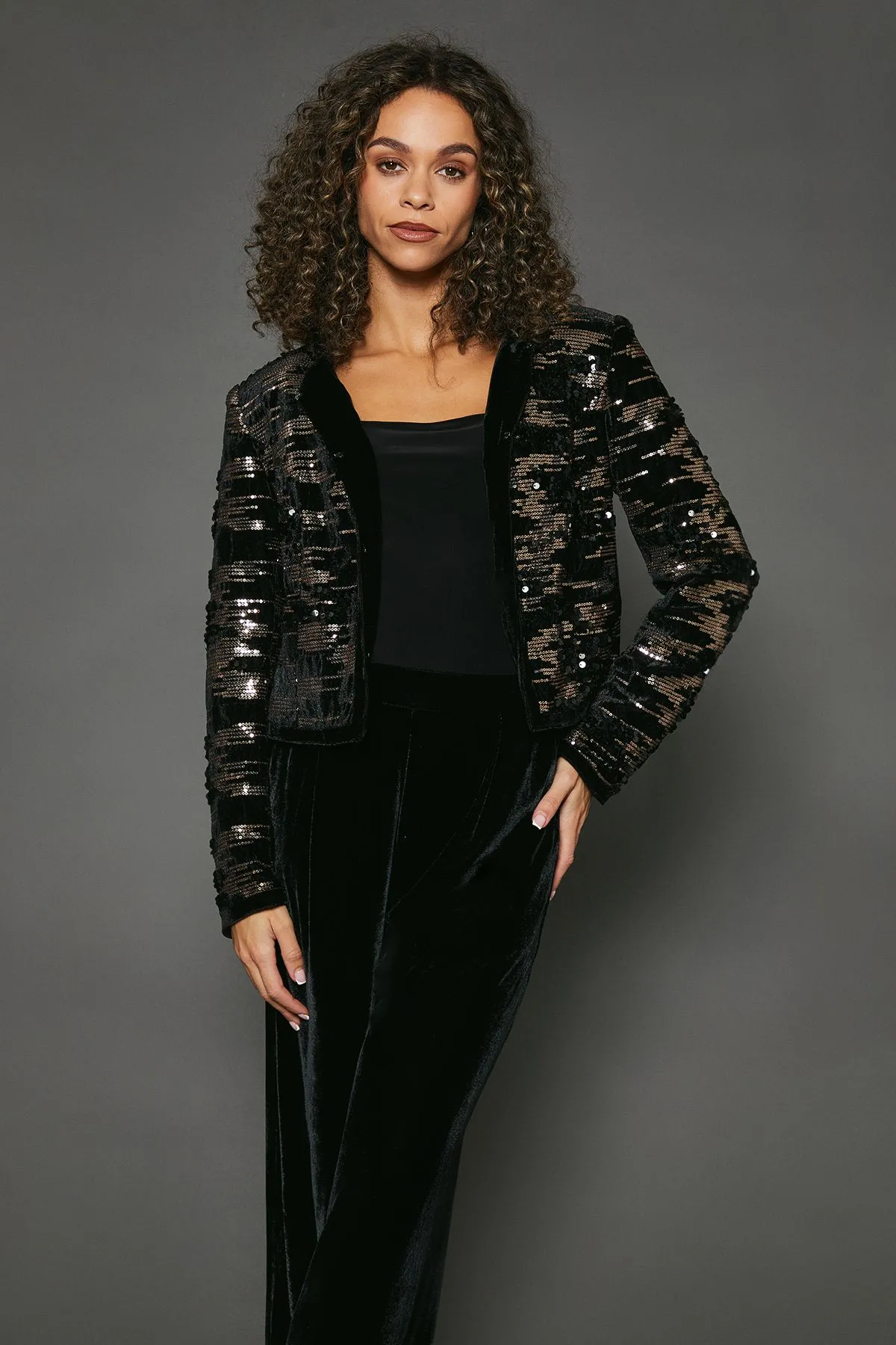 Edge To Edge Short Jacket