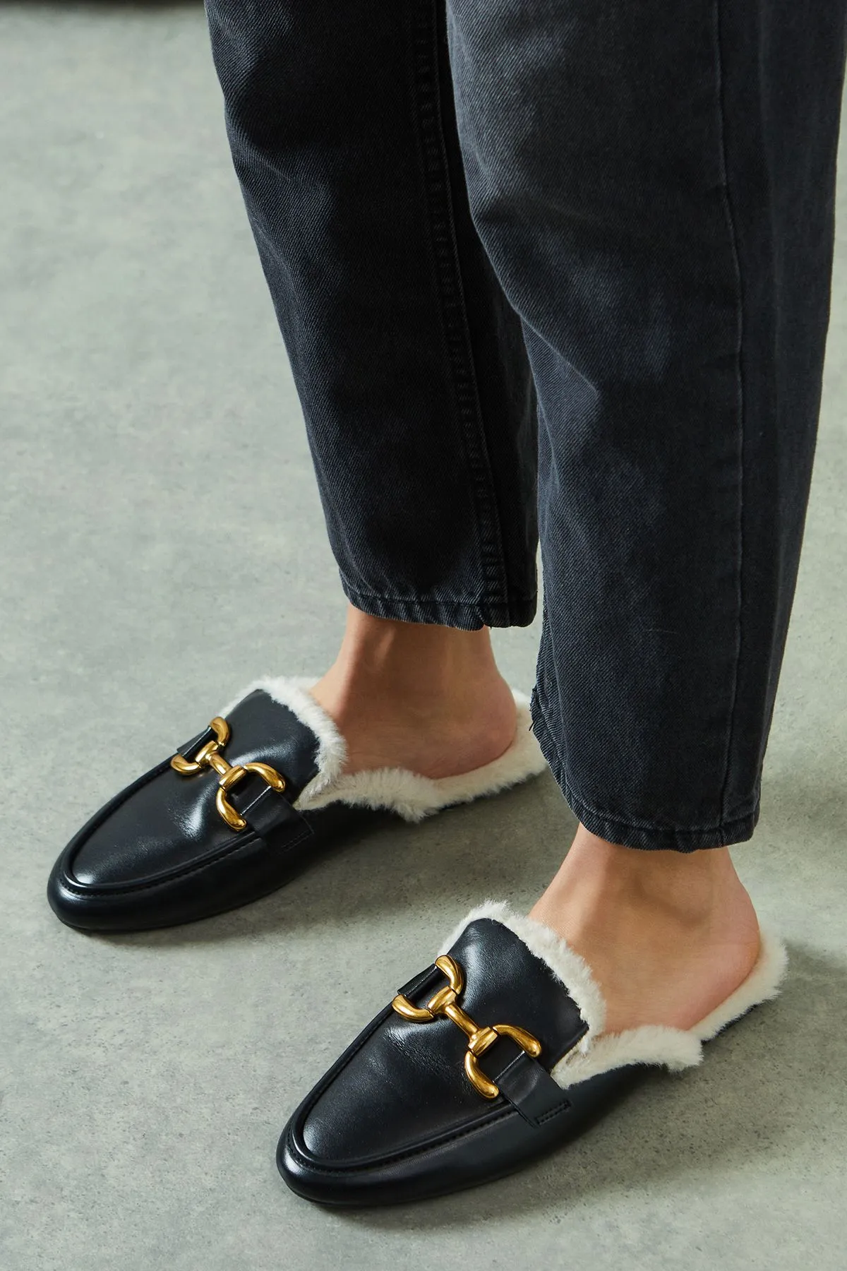 Beata Faux Fur Lined Snaffle Detail Backless Loafer