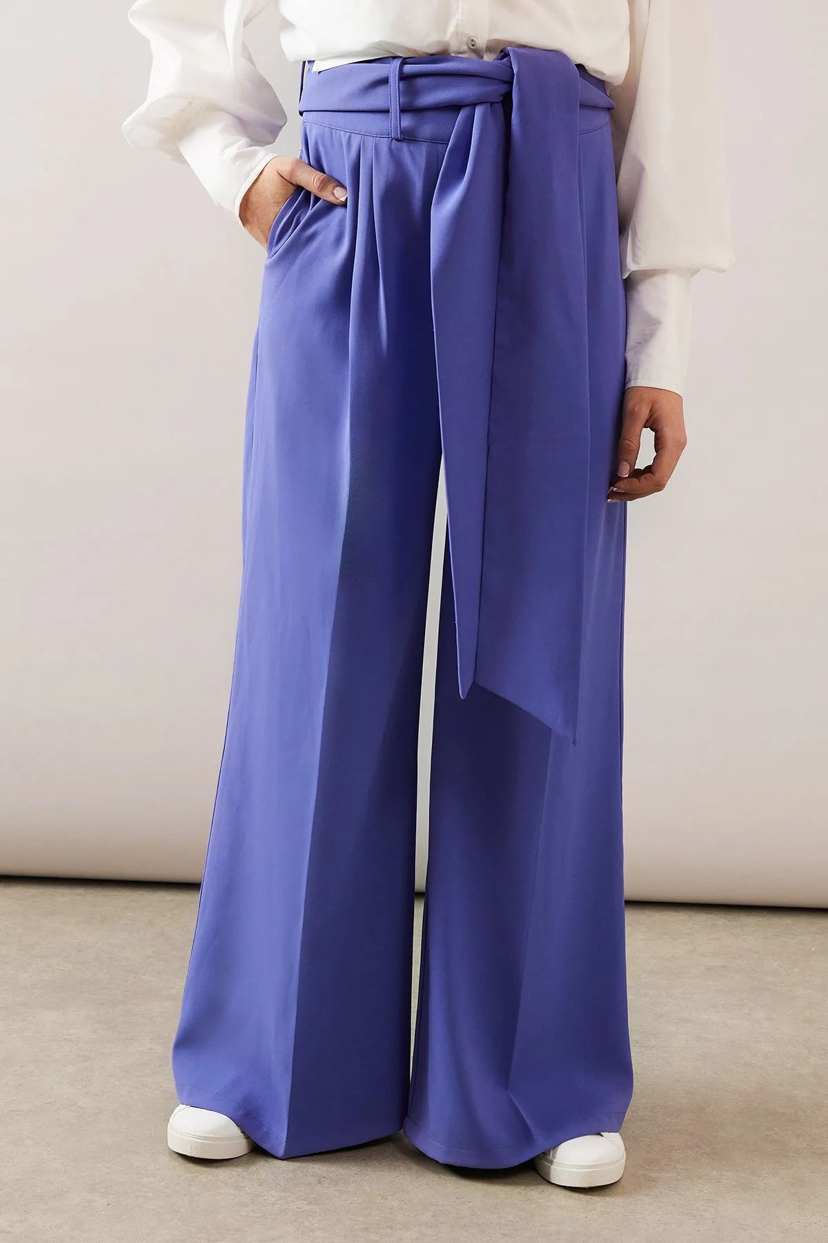 Tie Waist Wide Leg Trouser