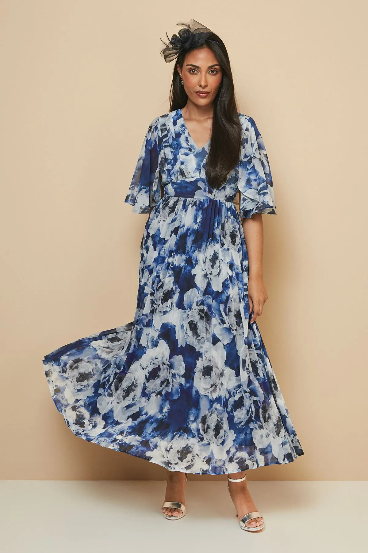 Petite Floral Print Pleated Cape Sleeve Midi Dress