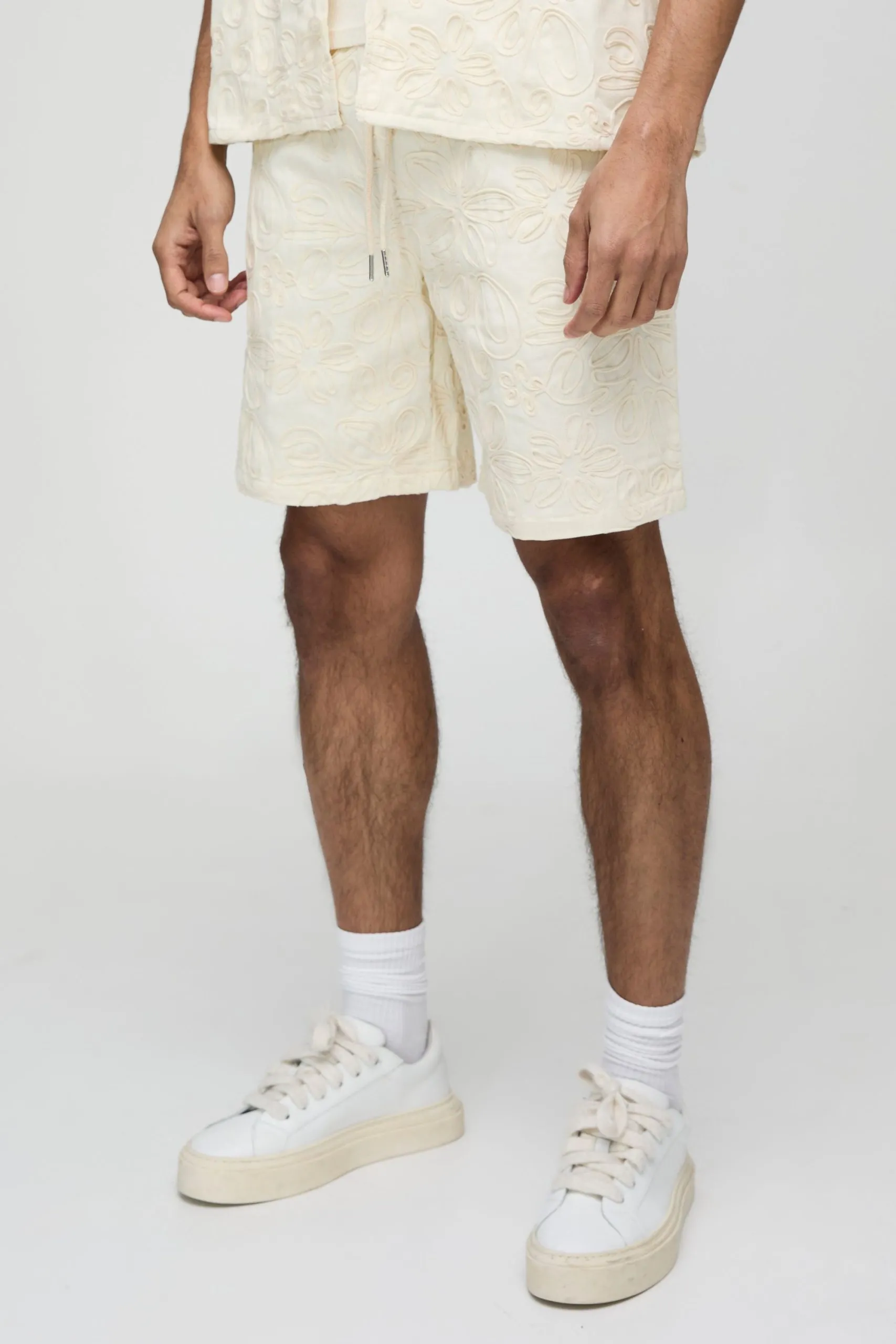 Elasticated Relaxed Rope Applique Shorts