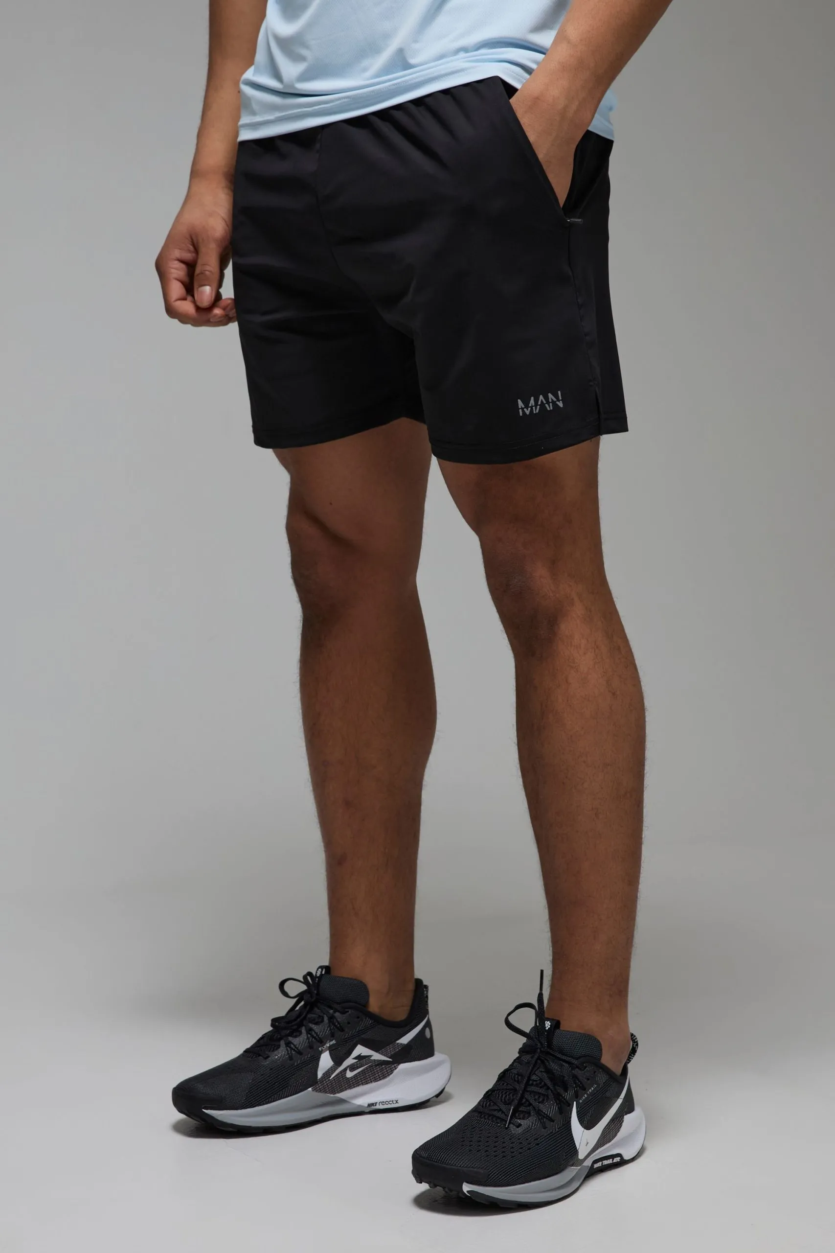 Man Active Super Stretch 5inch Shorts