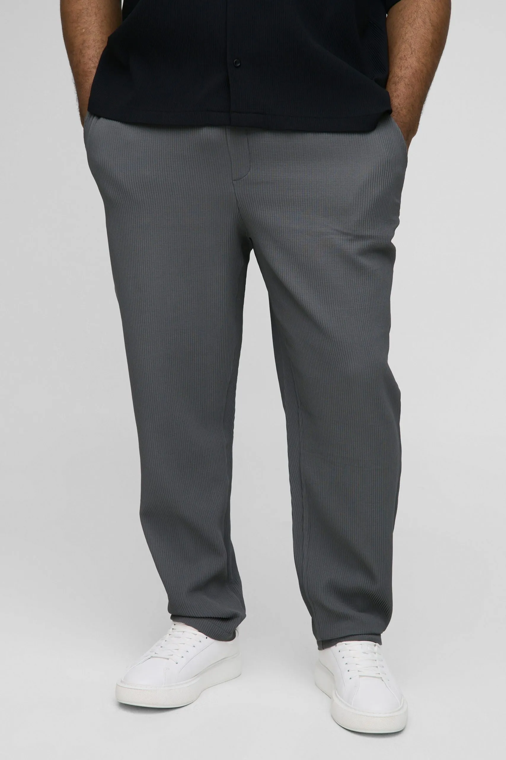 Plus Pleated Tapered Trousers