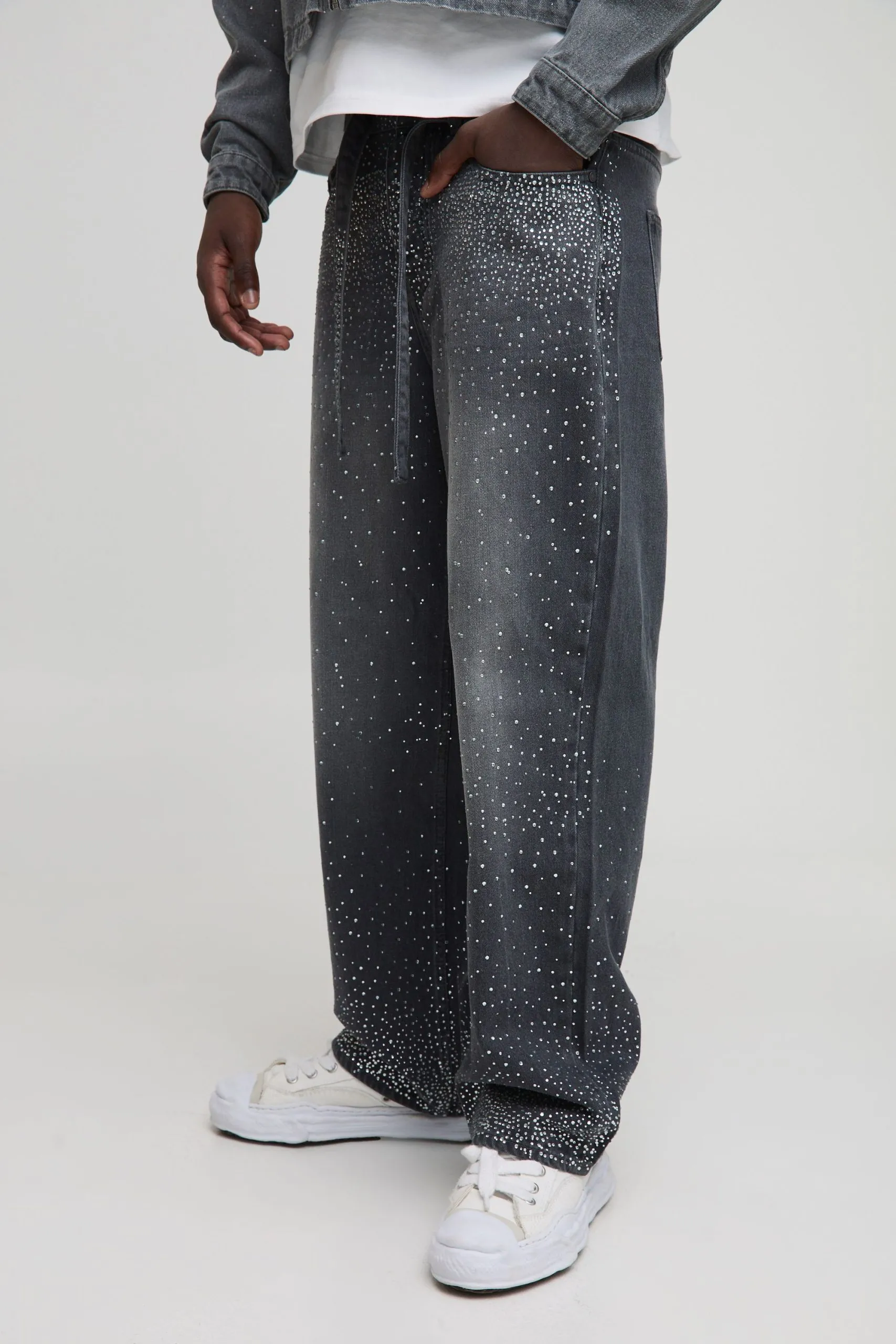 Relaxed Fit Belted Rhinestone Grey Washed Jeans