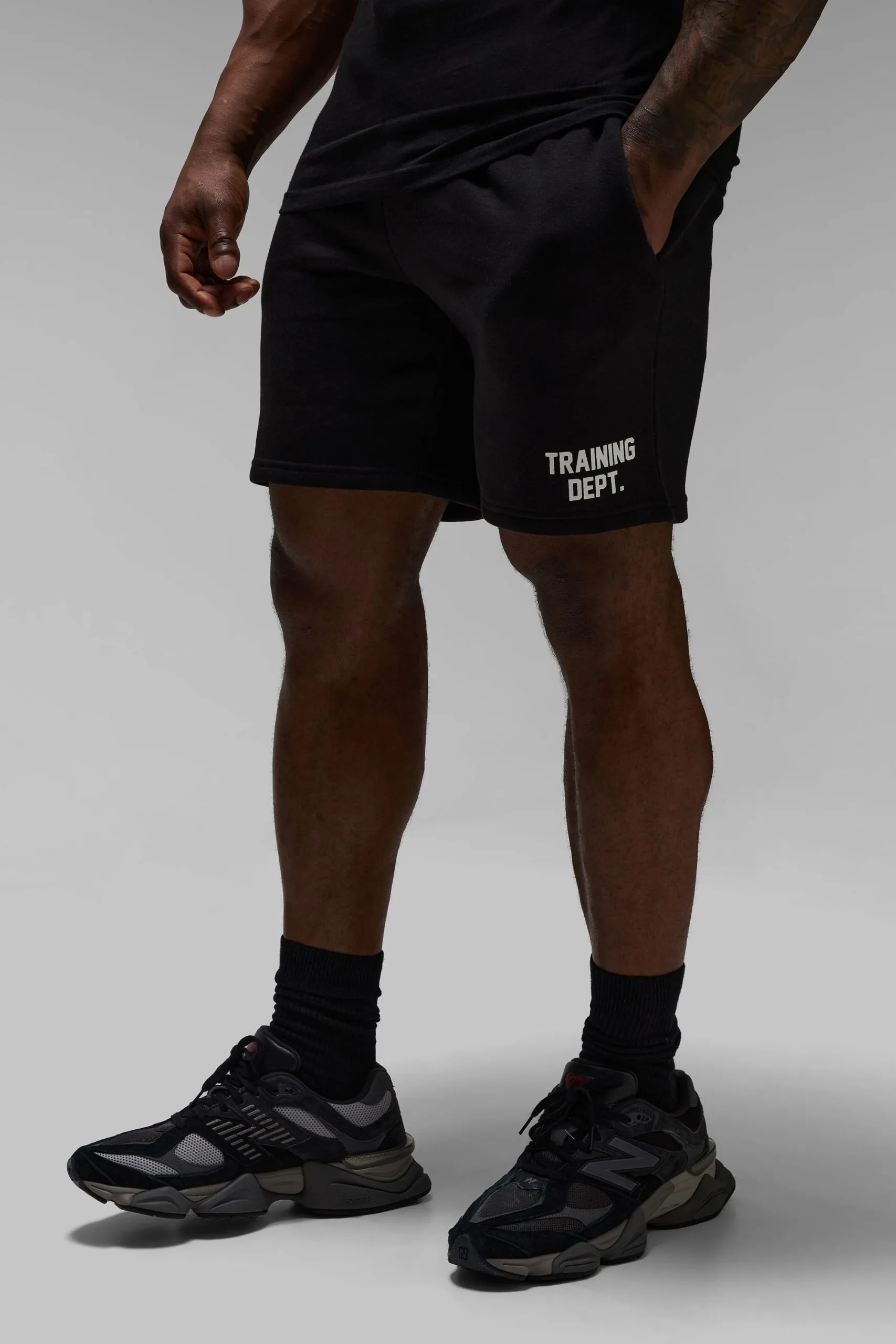 Training Dept Regular Fit 7inch Shorts