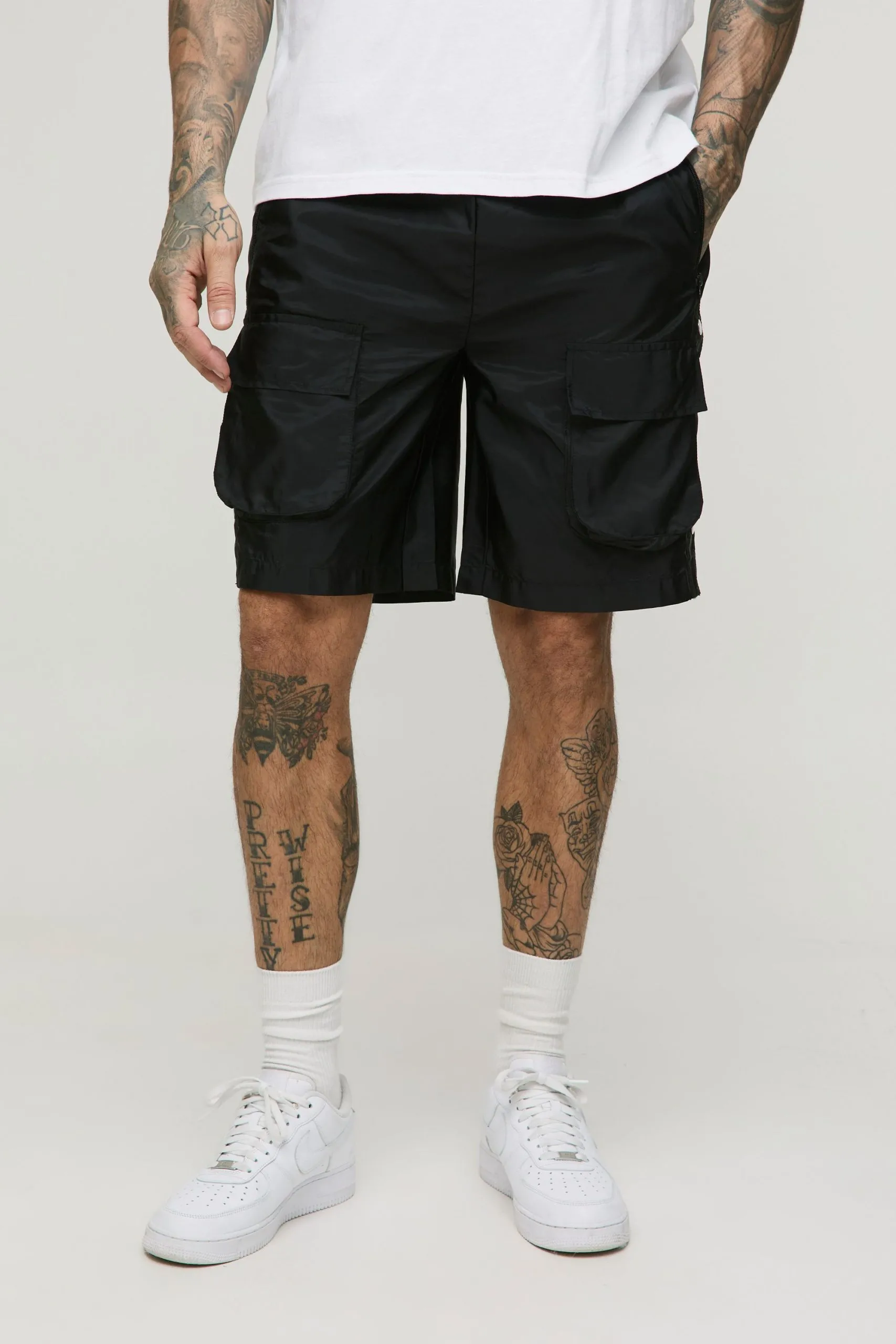 Tall Relaxed Fit Elasticated Waist Popper Side Cargo Shorts