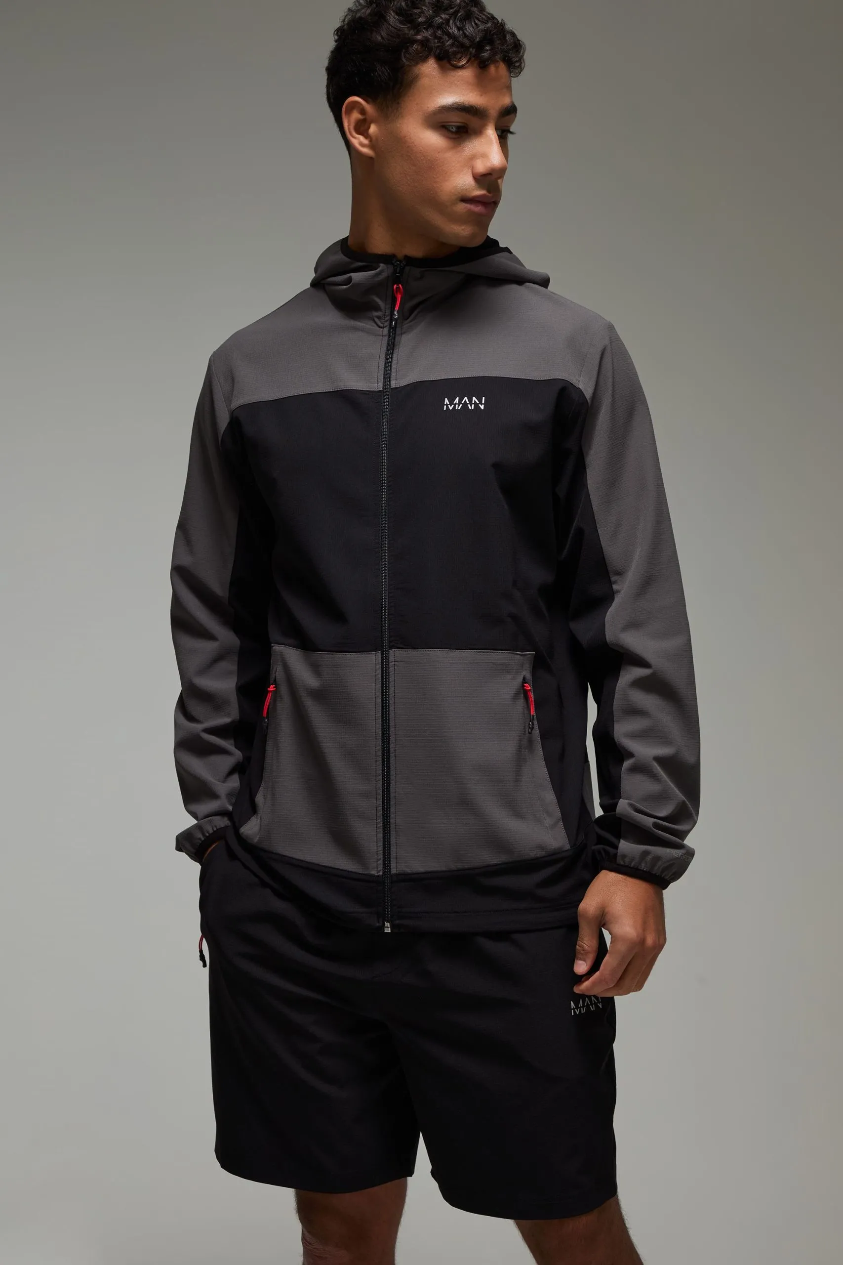 Man Active Stretch Ripstop Regular Fit Colour Block Short Tracksuit