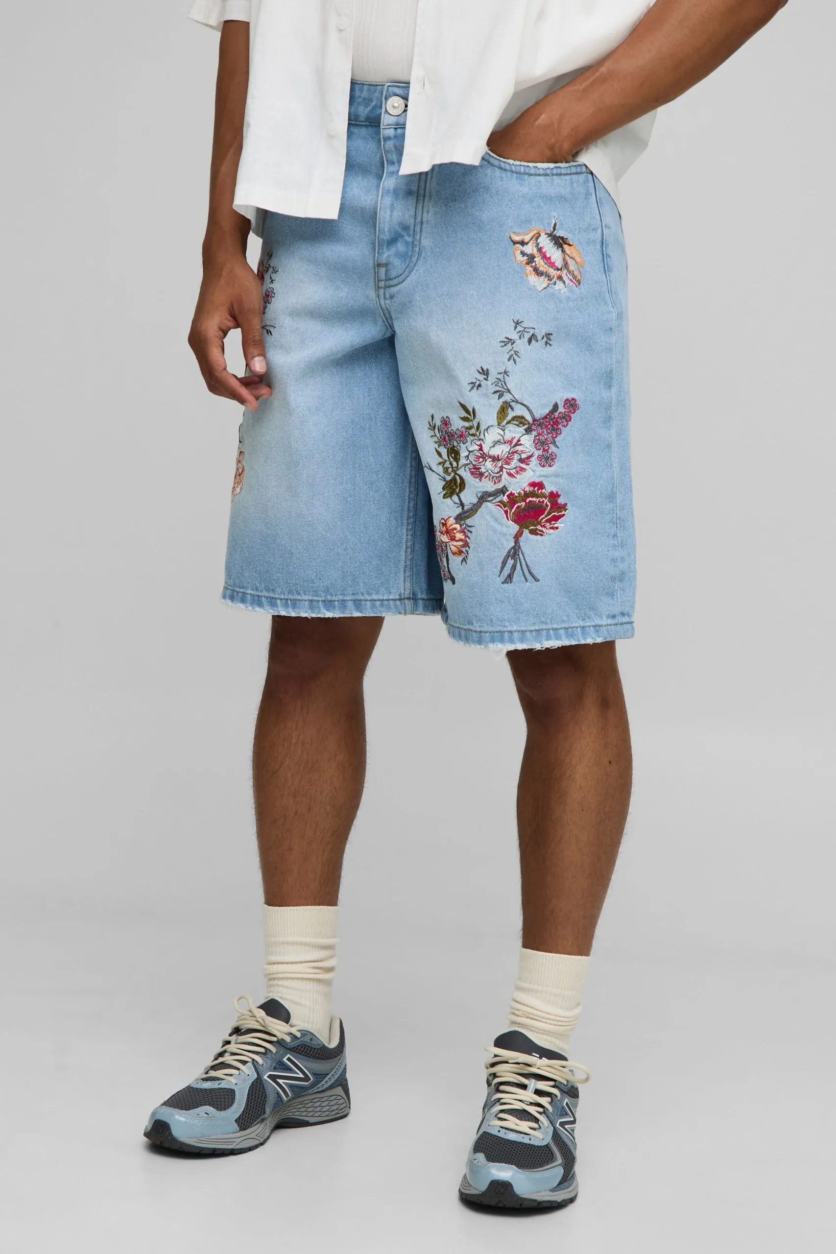 Baggy Fit Floral Embroidered Washed Denim Shorts