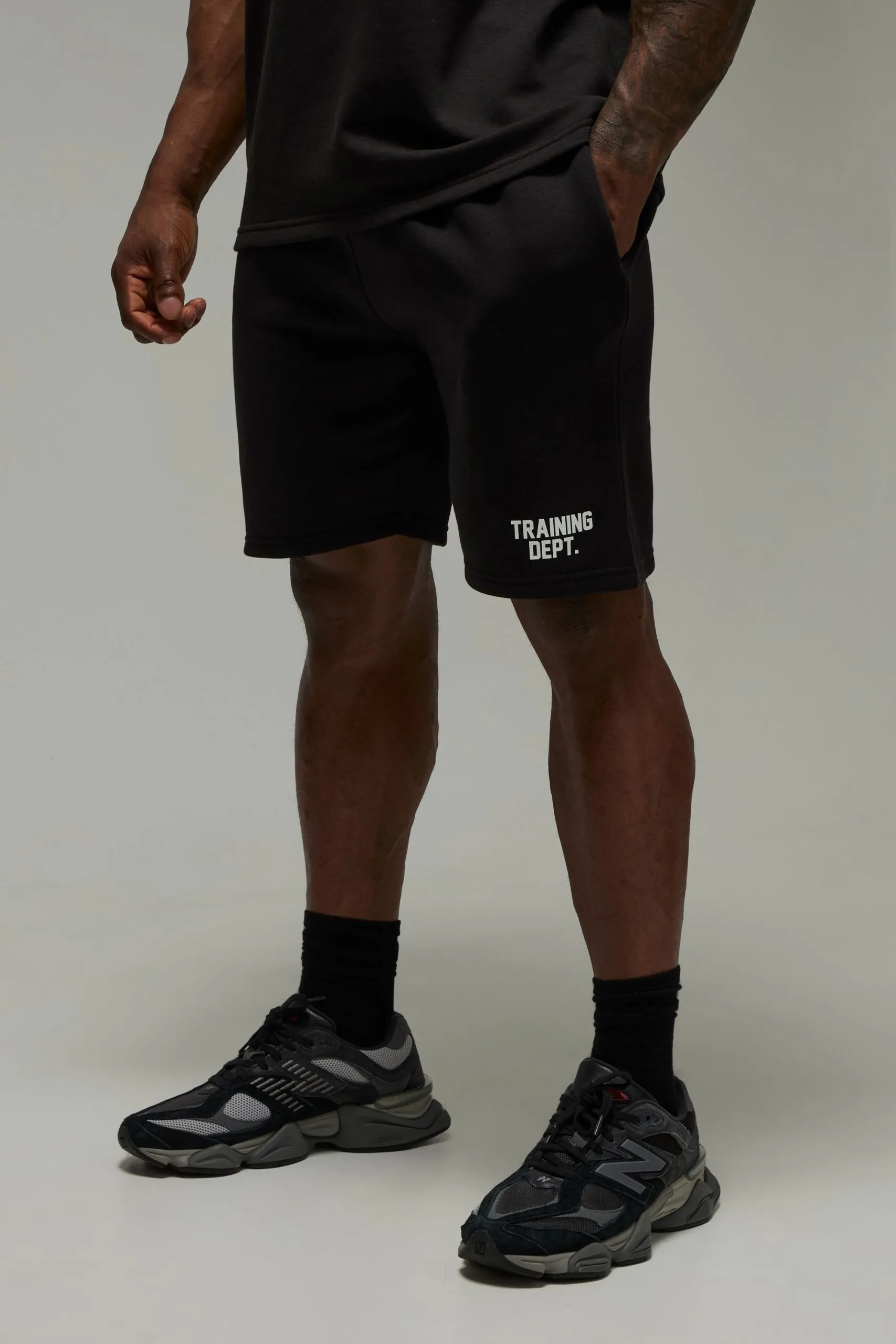 Training Dept 7inch Loose Fit Shorts