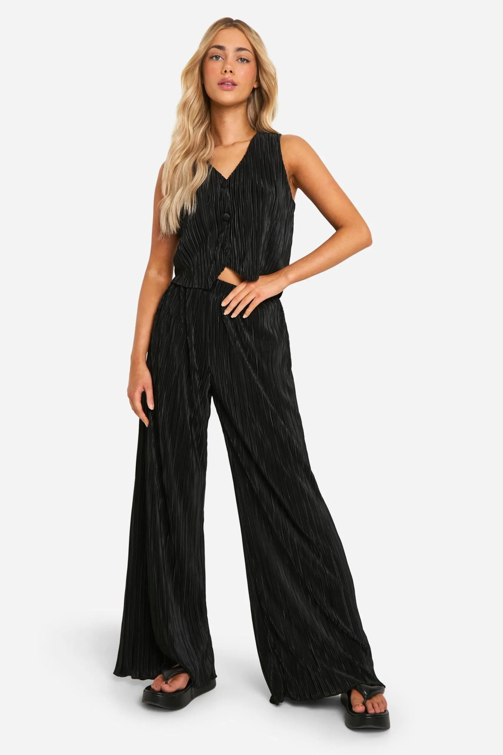 Plisse Relaxed Fit Wide Leg Trousers