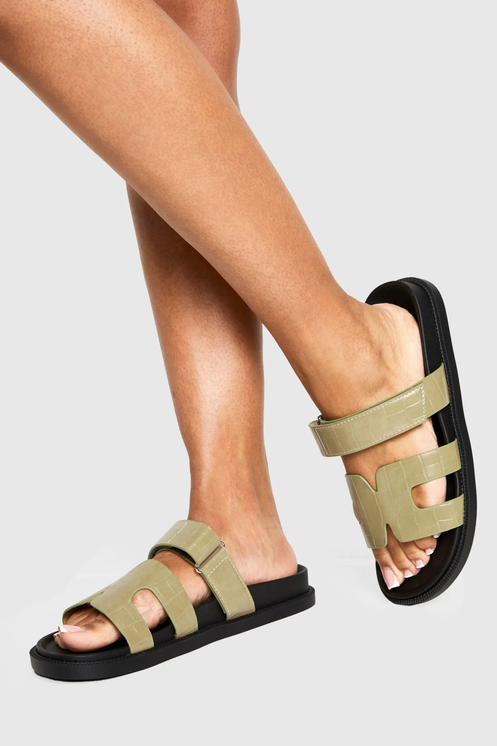 Croc Cutout Foodbed Sliders