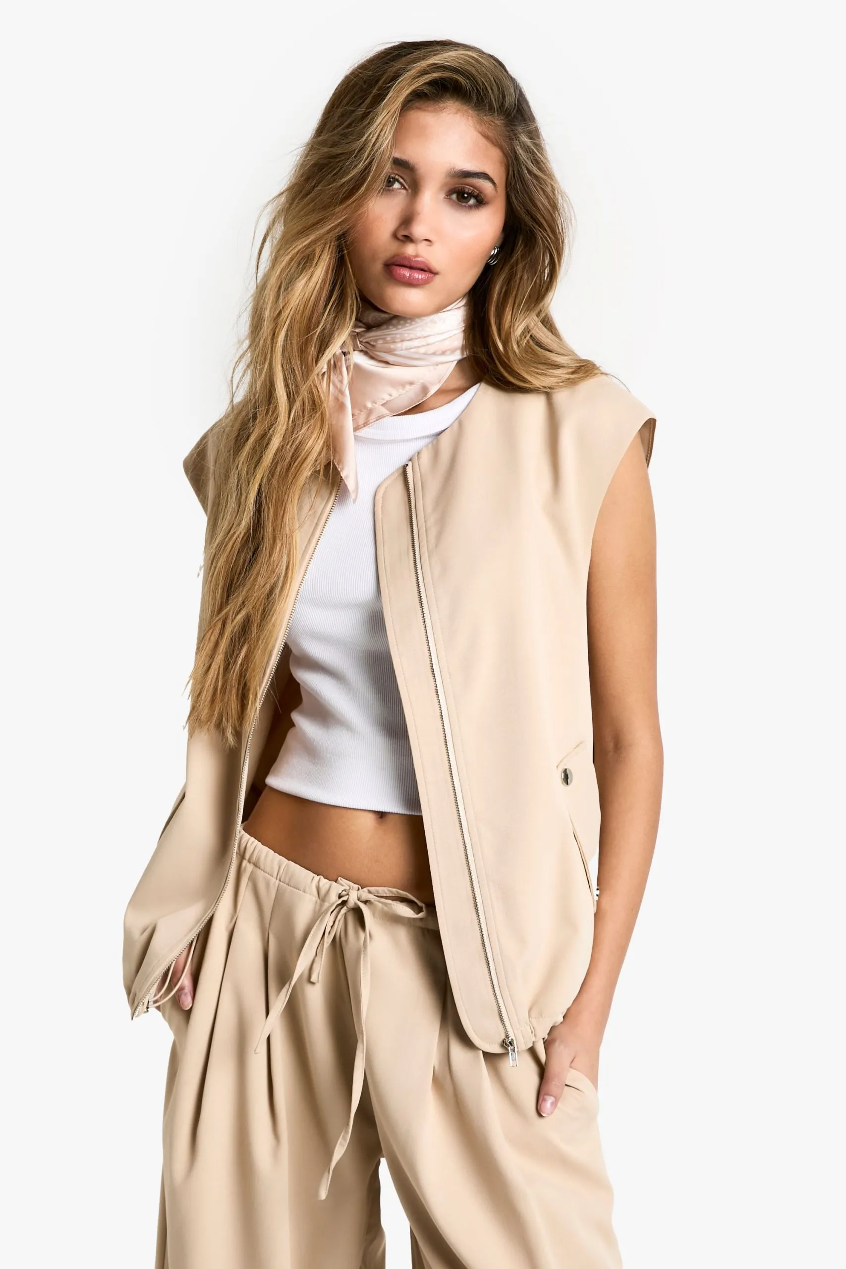 Woven Drawstring Sleeveless Tracksuit Top