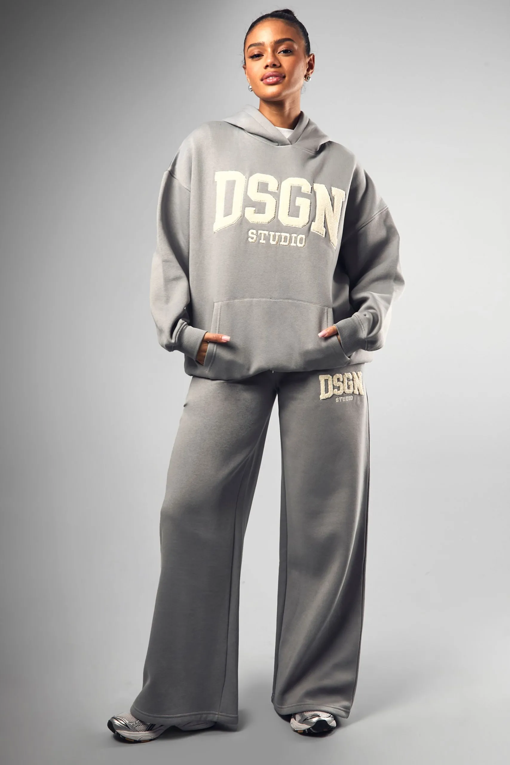 DSGN Studio Collegiate Towelling Slogan Straight Leg Jogger