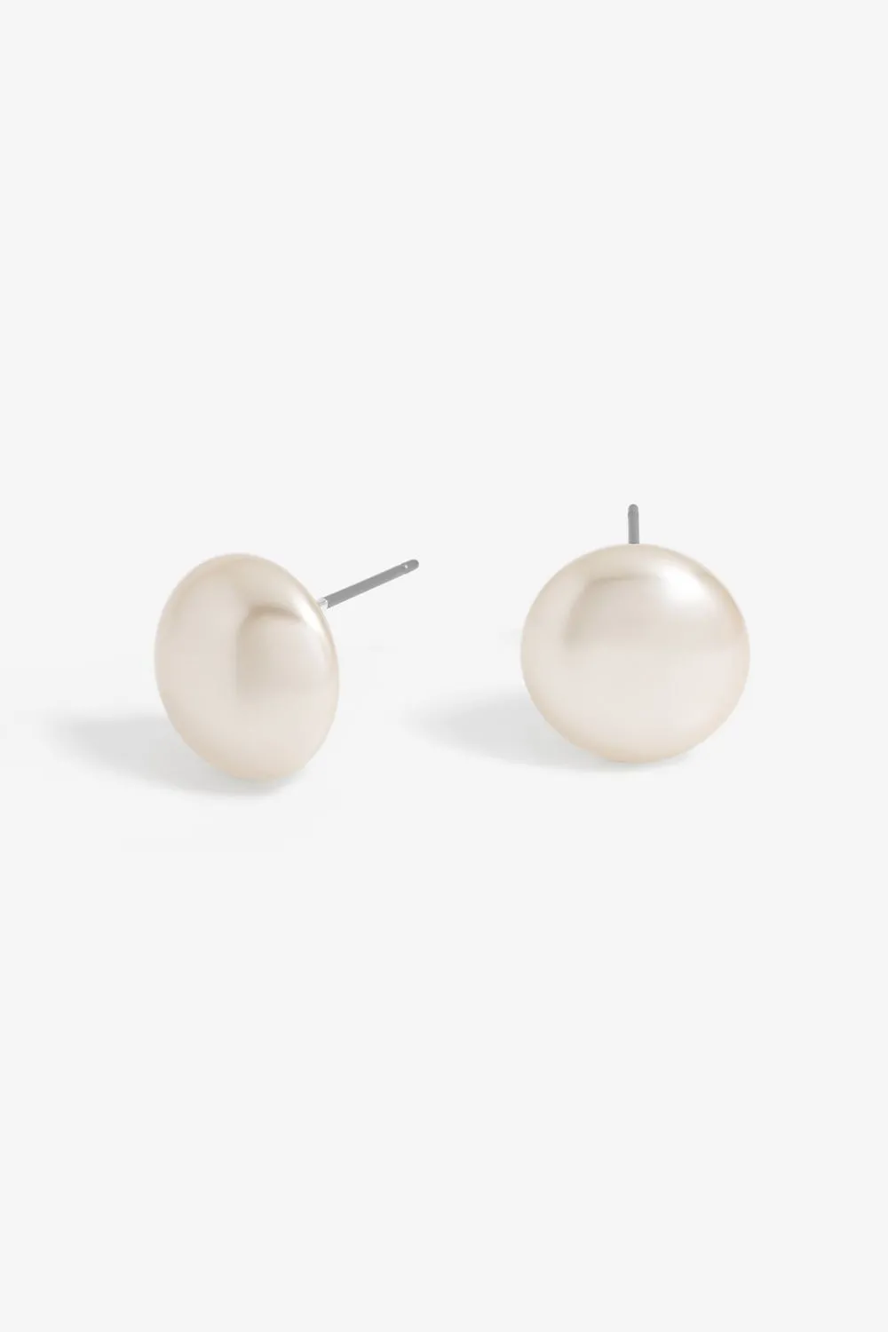 Silver Plated 14mm Cream Pearl Bouton Stud Earrings