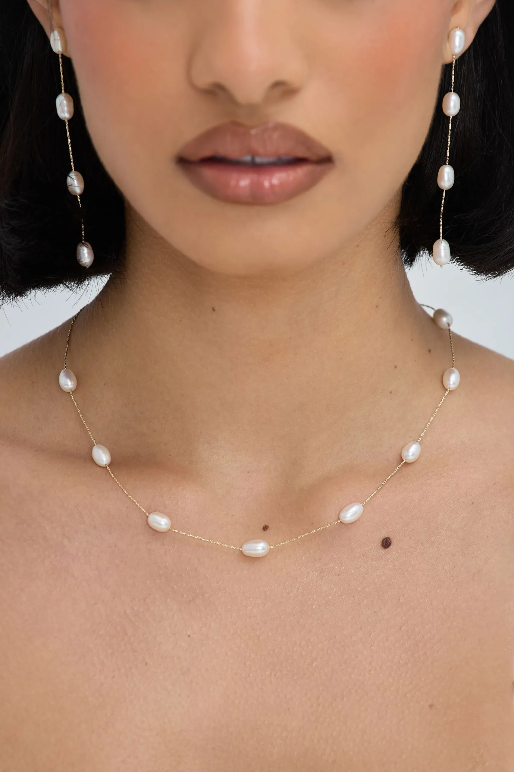 Gold Plated Fine Chain And Freshwater Pearl Necklace