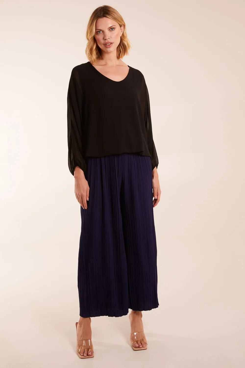 Wide Leg Pleated Trousers