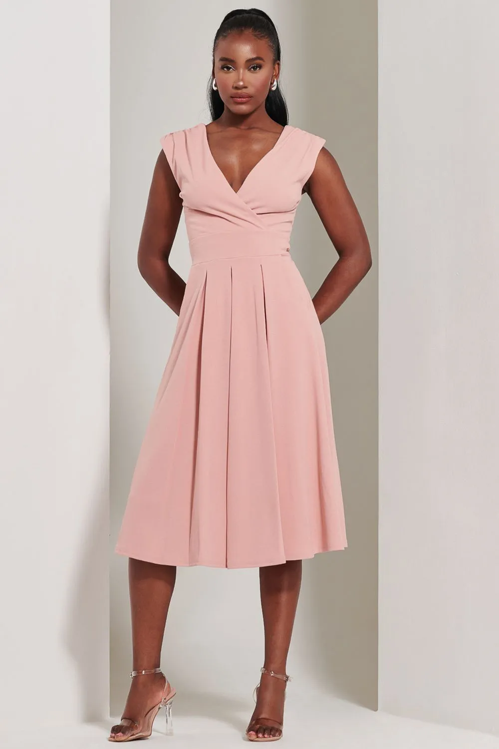 Yuina Scuba Pleated Flare Midi Dress