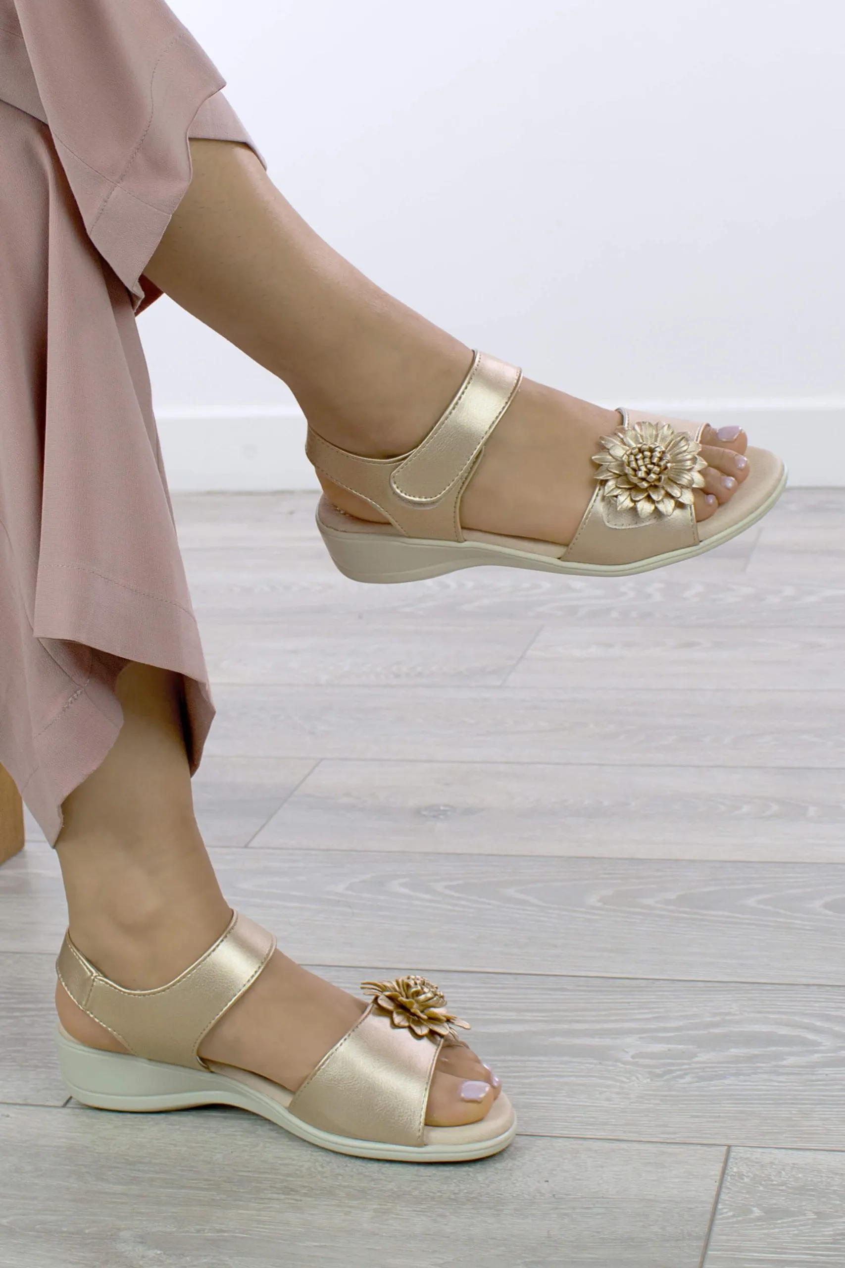 Low Wedge Heel Easy Fasten Comfort Padded Flower Faux Leather Sandals