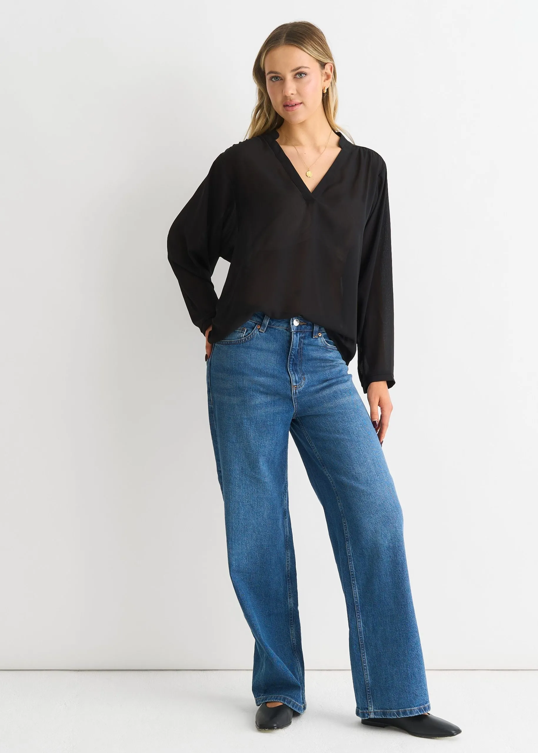 Black Textured Chiffon Oversized Blouse