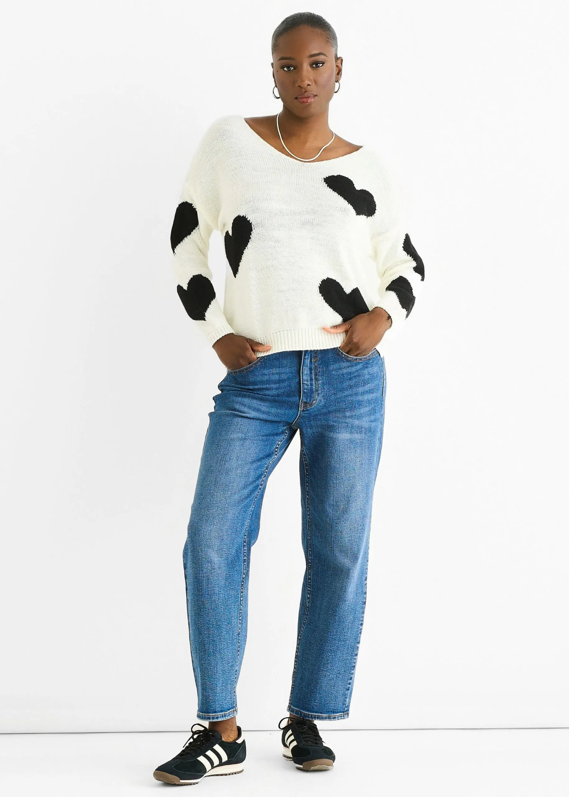 White V Neck Oversized Heart Knit Jumper