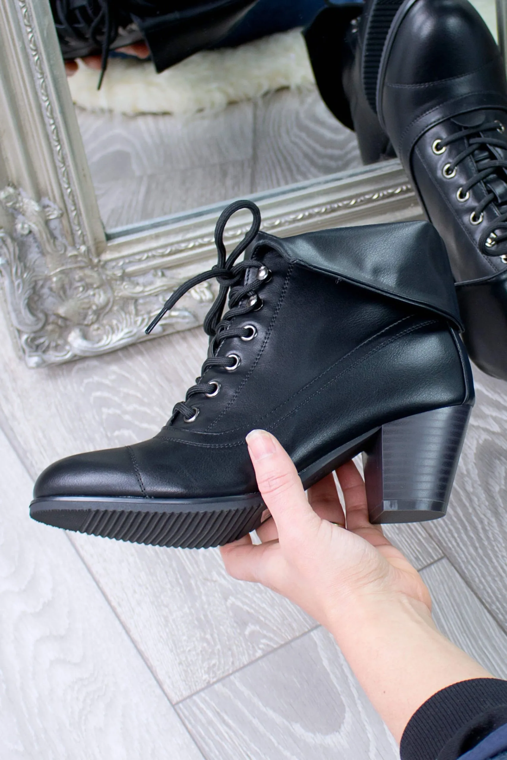 Mid Cuban Heel Lace Up Granny Pixie Ankle  Smart Boots