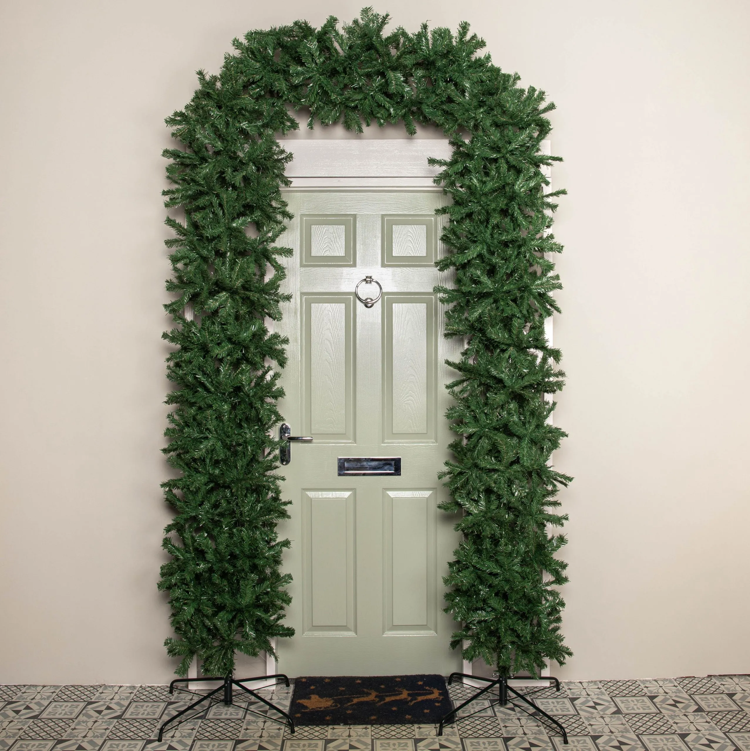 8ft (2.57m) Single Door Artificial Christmas Tree Arch in Green with 2000 Tips