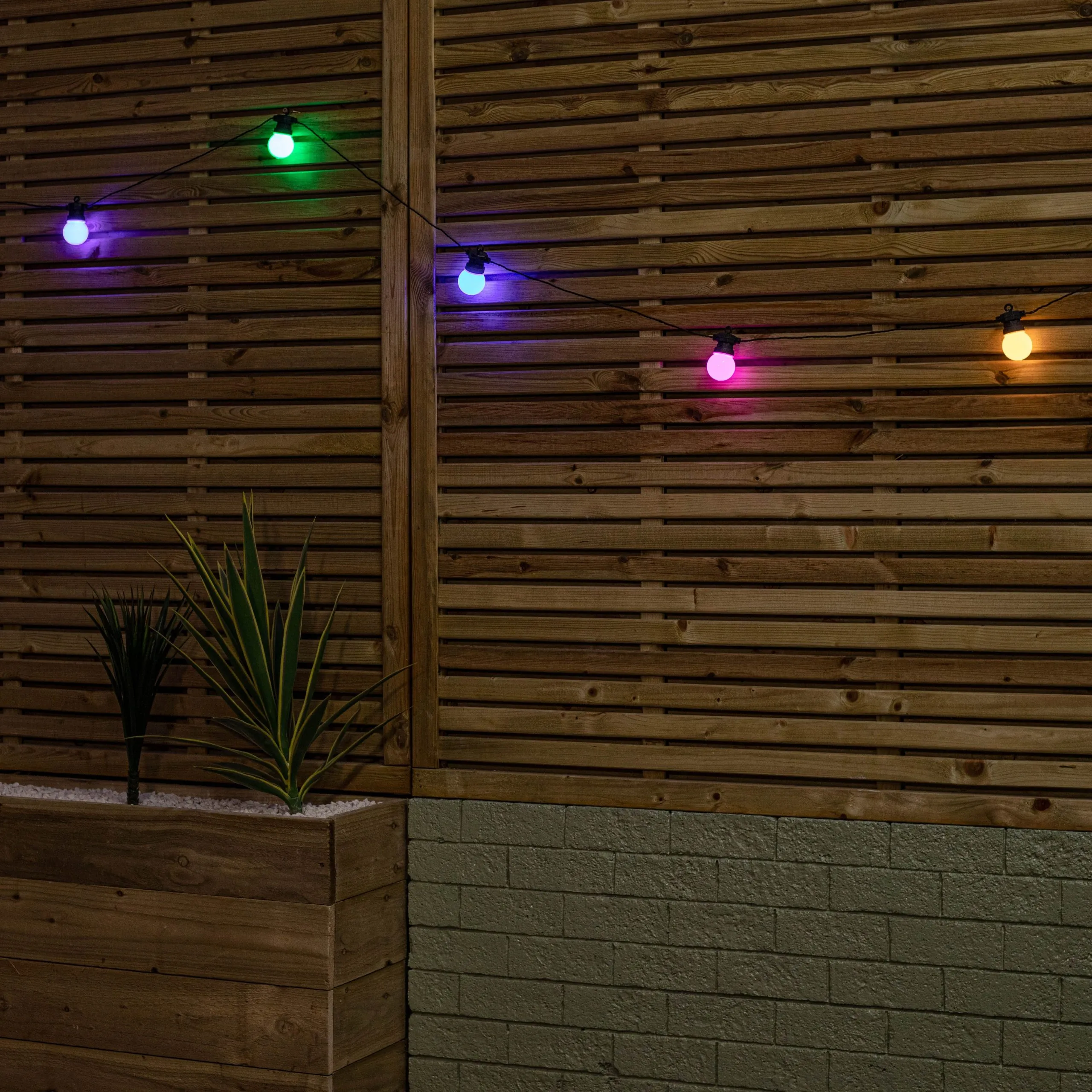 Set of 20 Indoor Outdoor Connectable Party Festoon Lights with Multi-Coloured LEDs