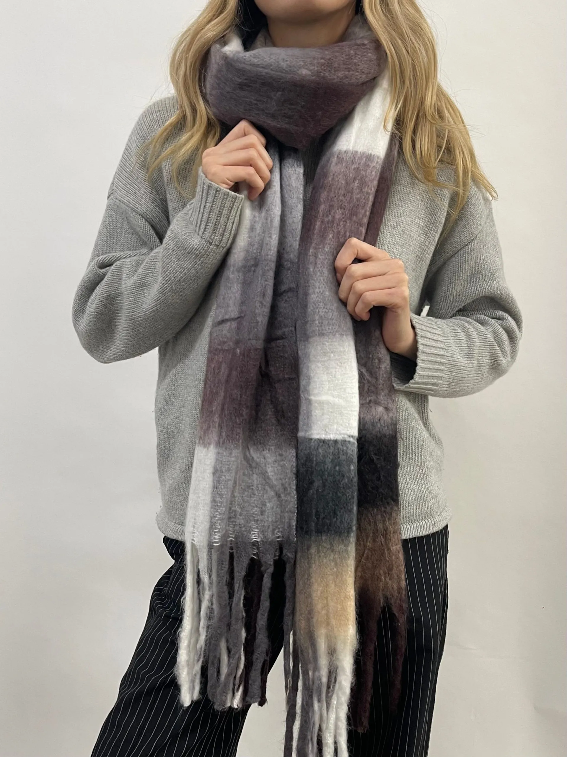 Soft Chunky Checked Scarf with Tassels - Muted Browns