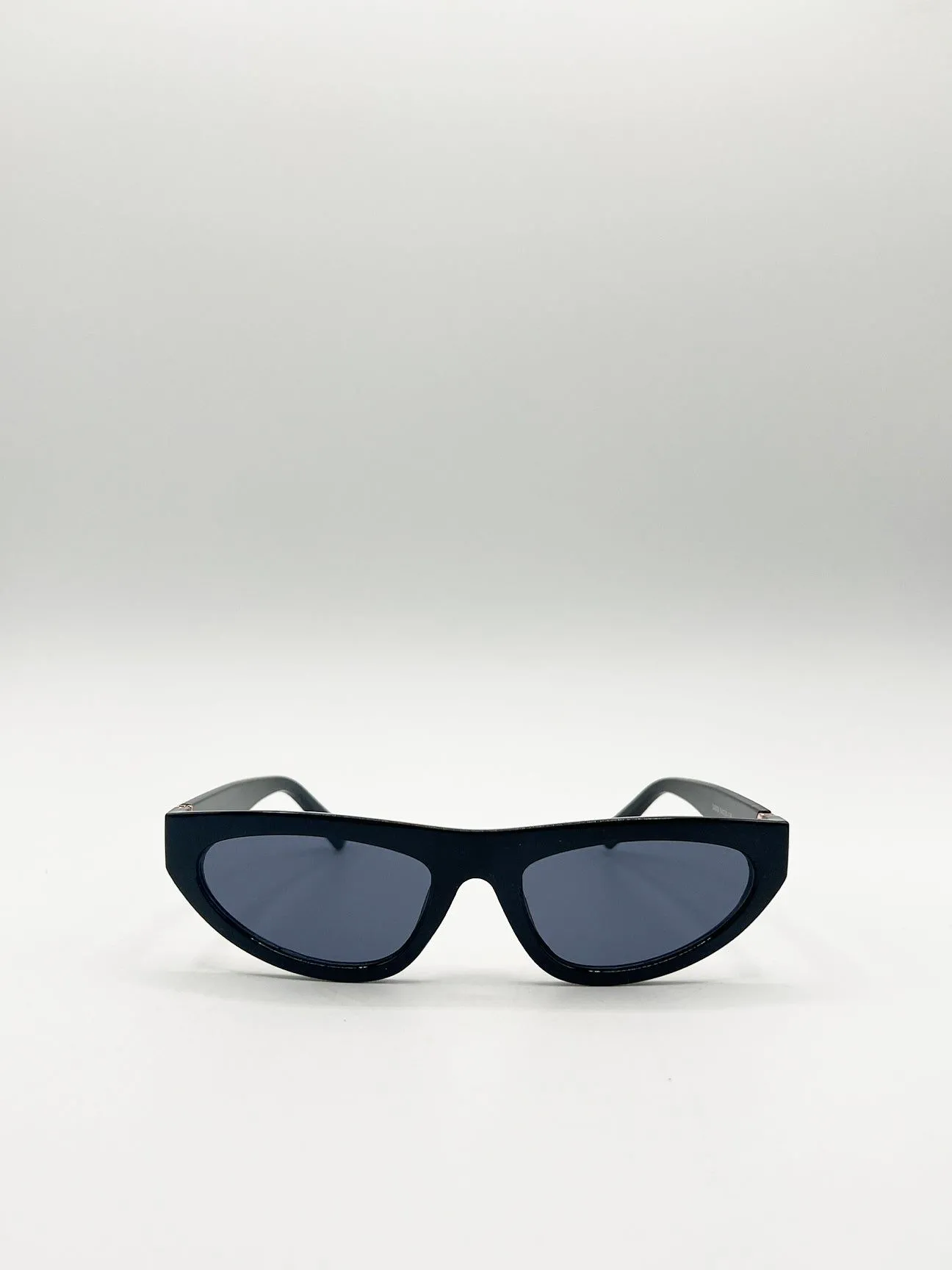 Retro Oval Sunglasses in Black