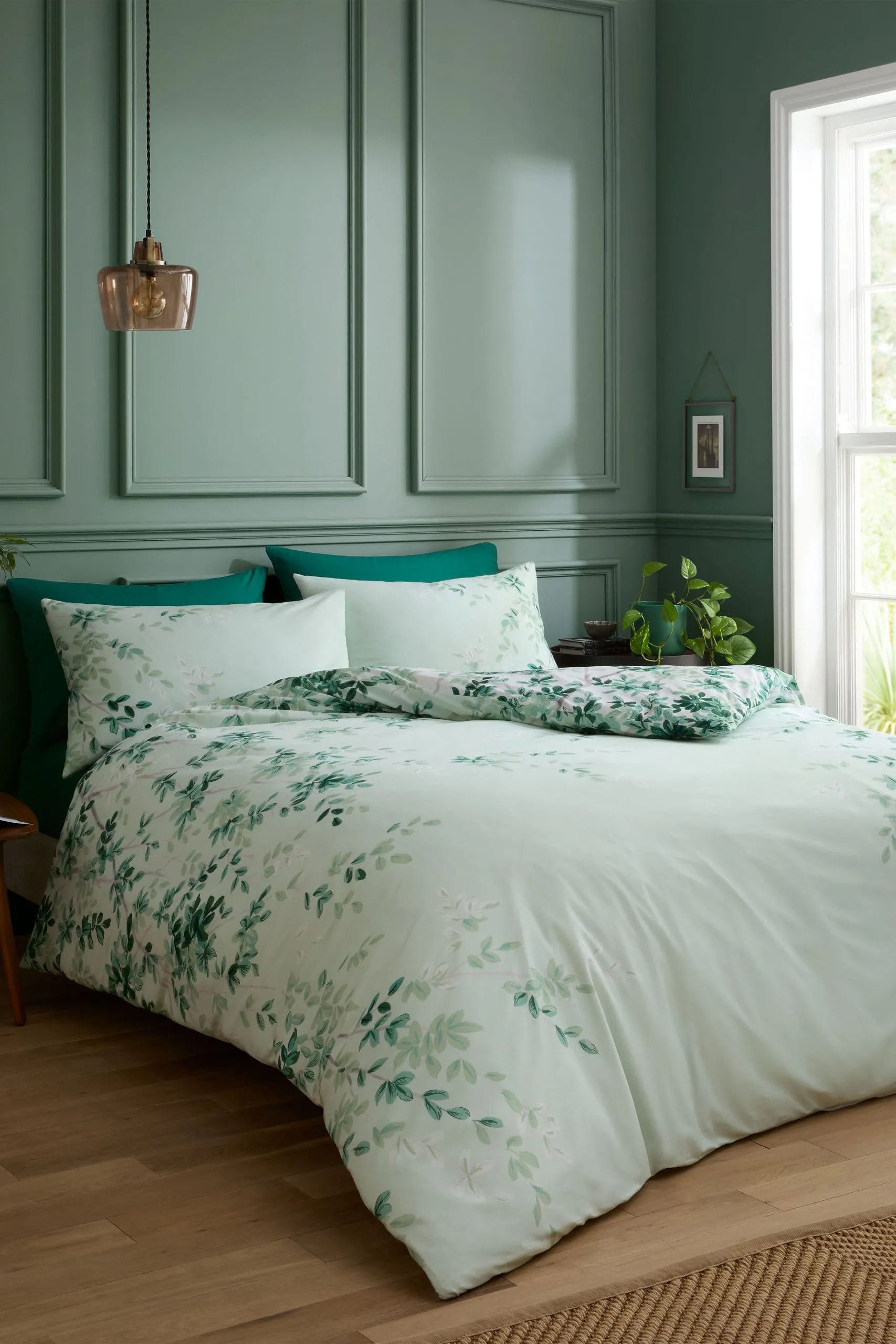 'Scenic Leaves' Reversible 200 Thread Count Cotton Duvet Cover Set