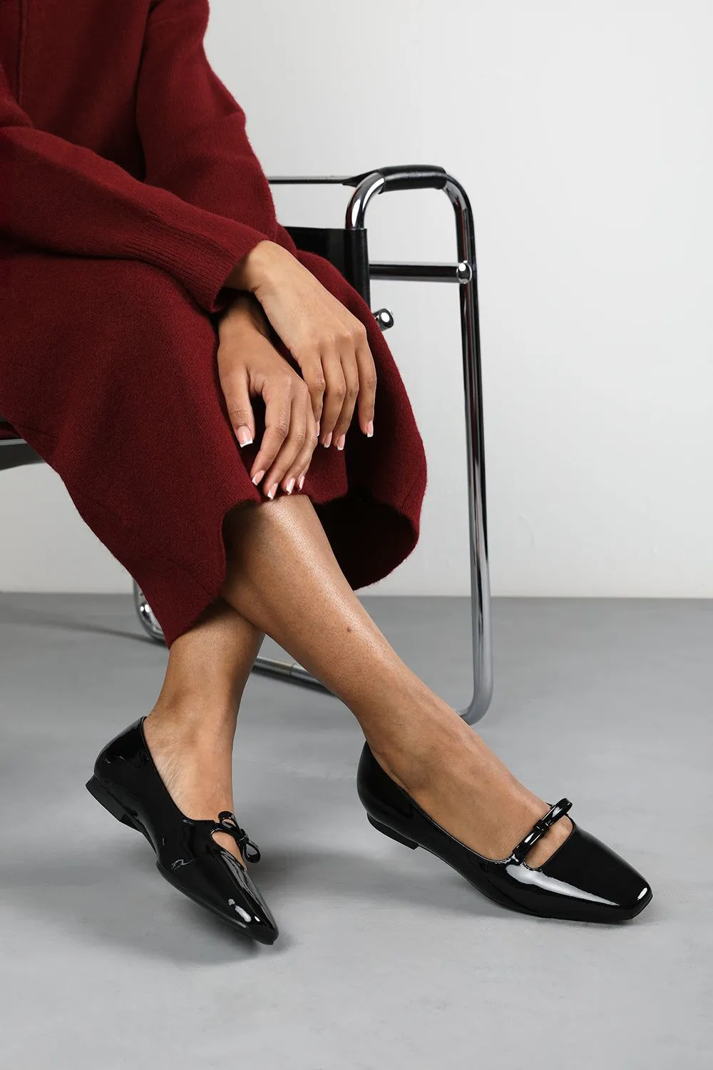 'Jessica' Square Toe Ballet Flats With Knot Bow