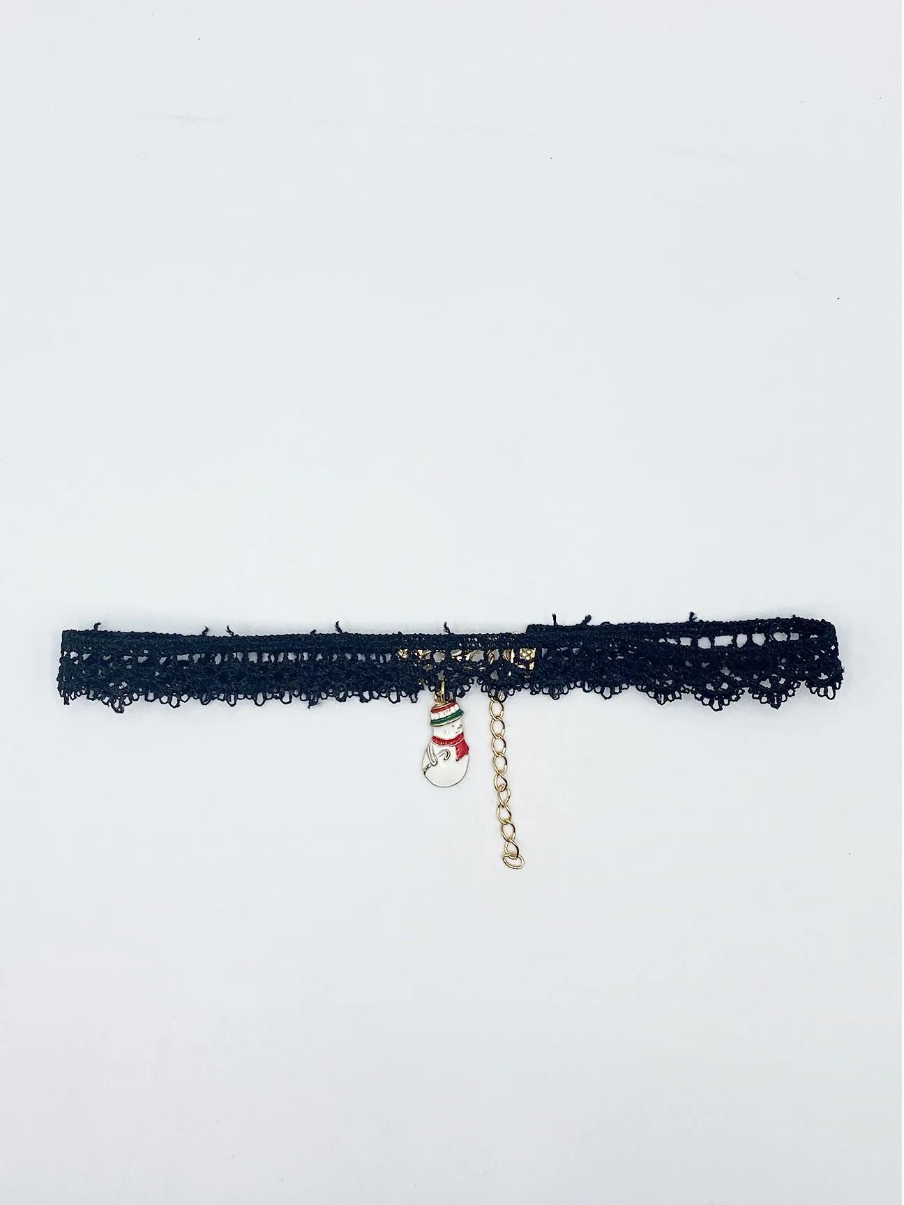 Corded Lace Scallop Effect Choker With Snowman Pendant