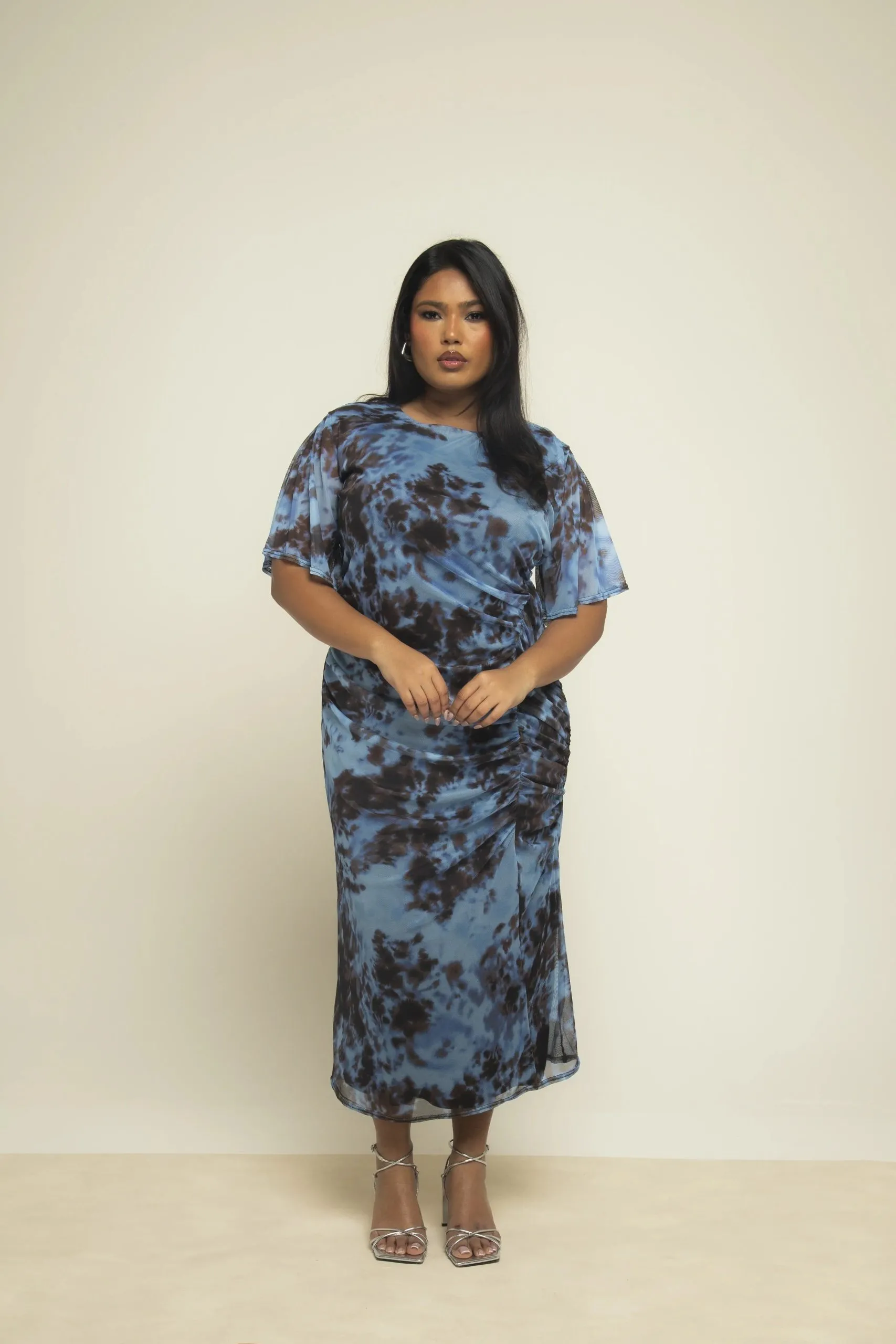 Curve Blue Abstract Print Flutter Sleeve Ruched Midi Dress